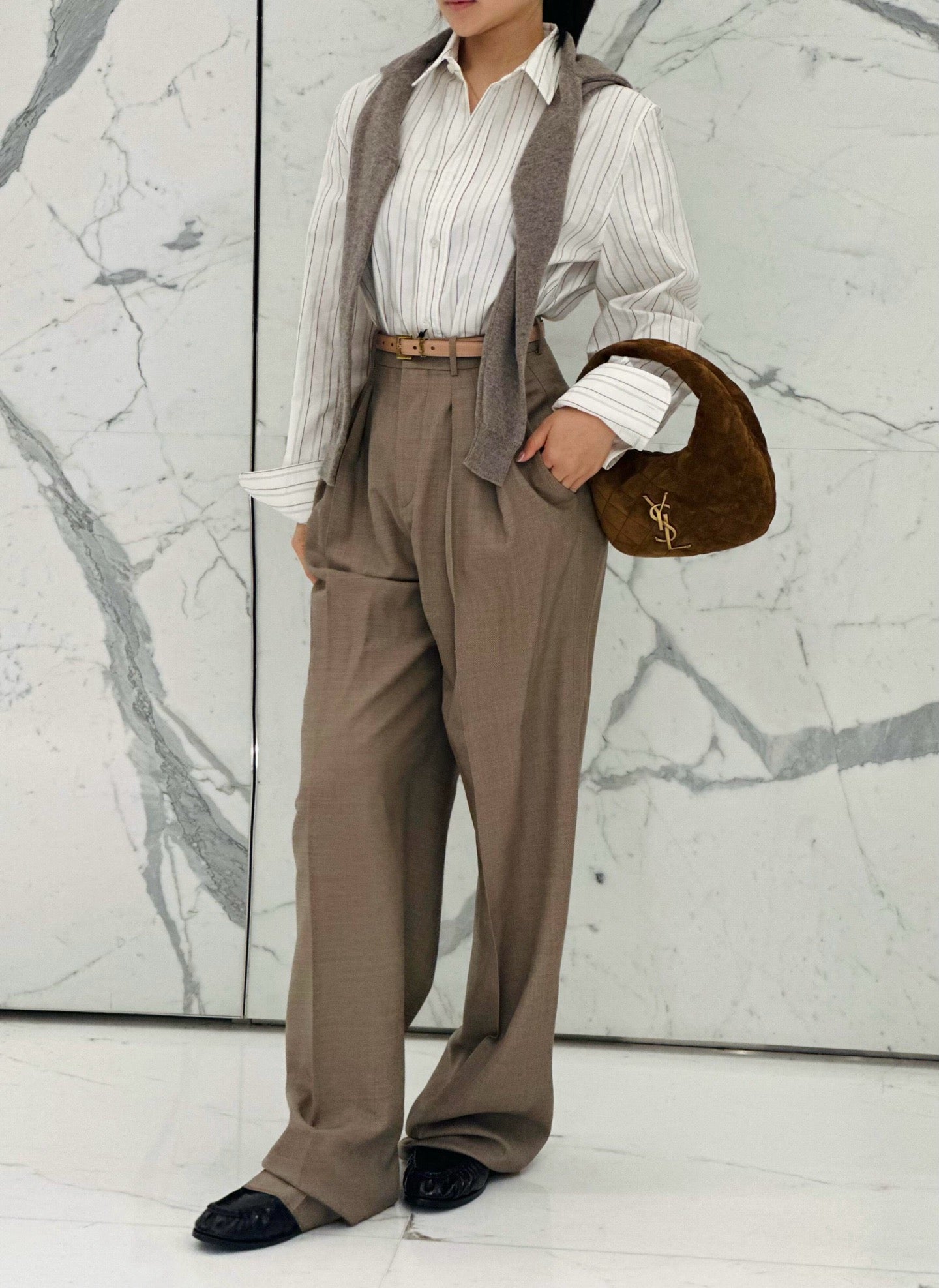 생로랑 ICARINO 이카리노 퀼팅 스웨이드 토트백 카라멜 꼬냑