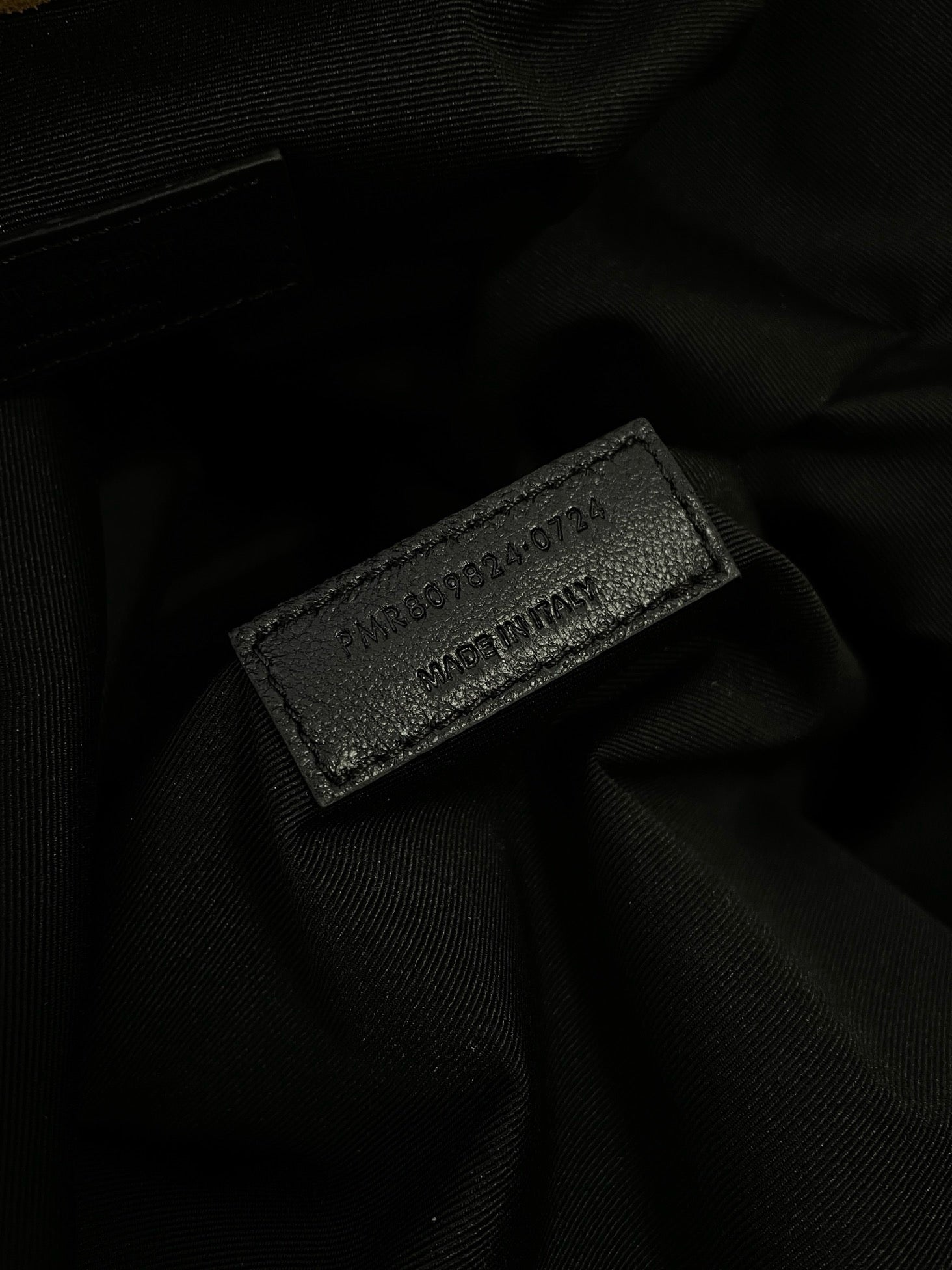 생로랑 제이미 쇼퍼백 스웨이드