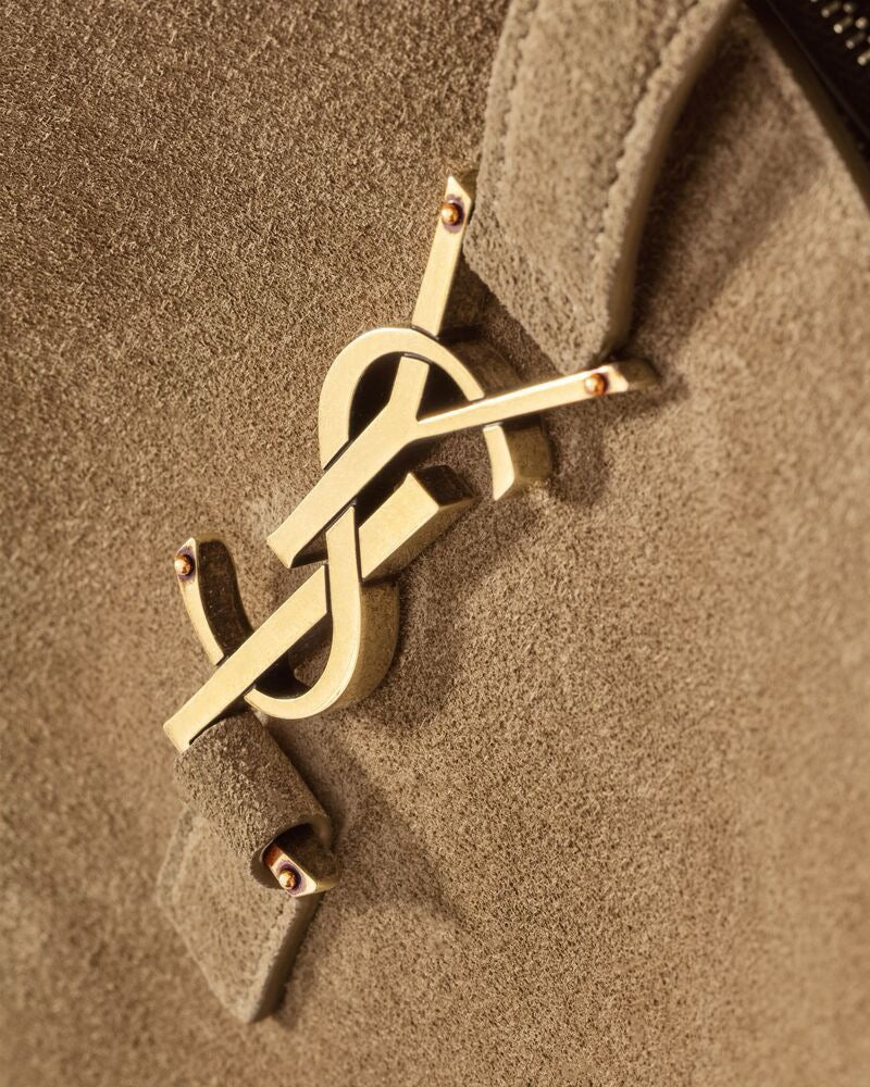 생로랑 LE5À7 소프트 라지 백 스웨이드