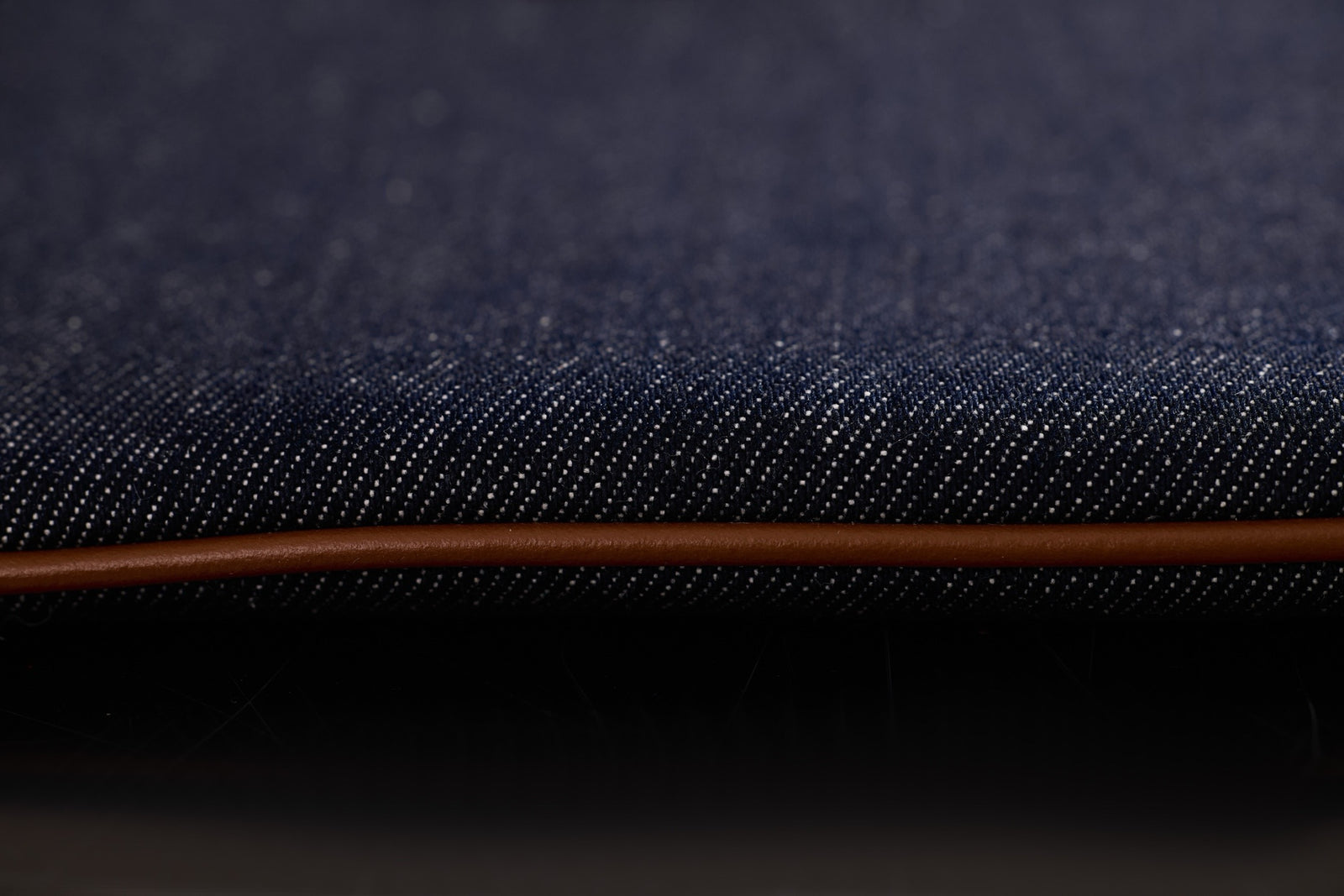 미우미우 아이비 데님 핸드백 블루 브랜디