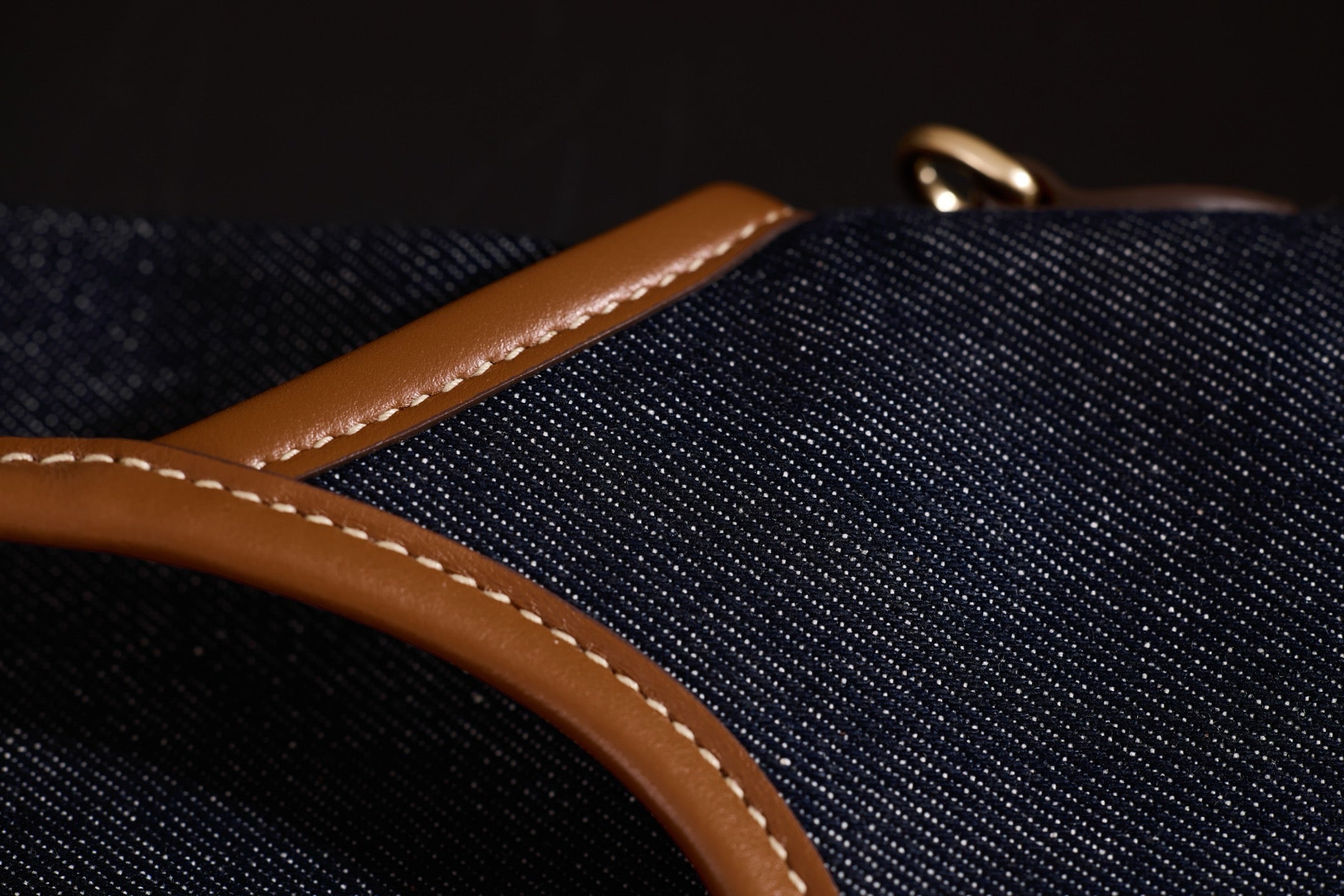 미우미우 아이비 데님 핸드백 블루 브랜디