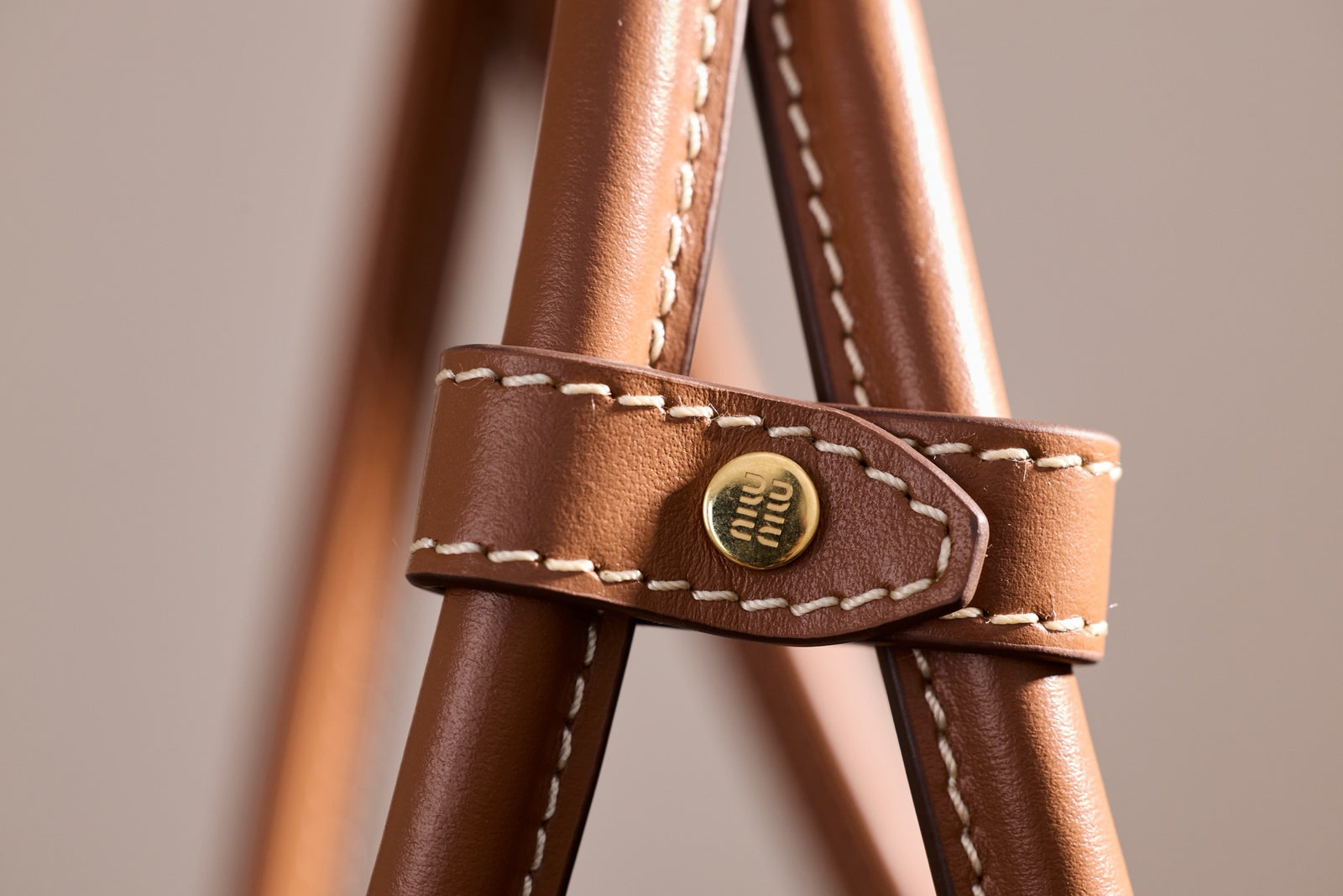 미우미우 보 데님 백 라지