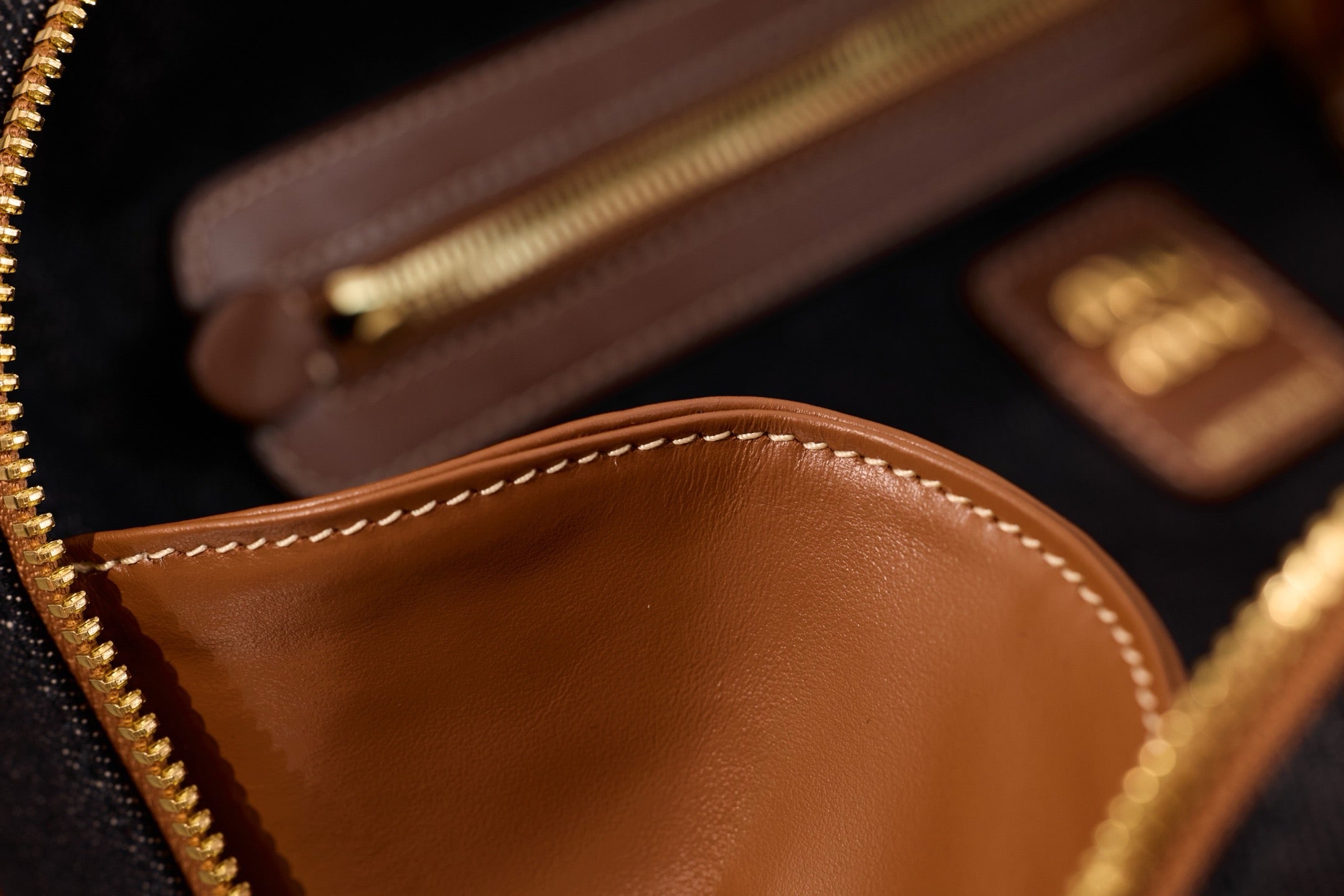 미우미우 보 데님 백 라지