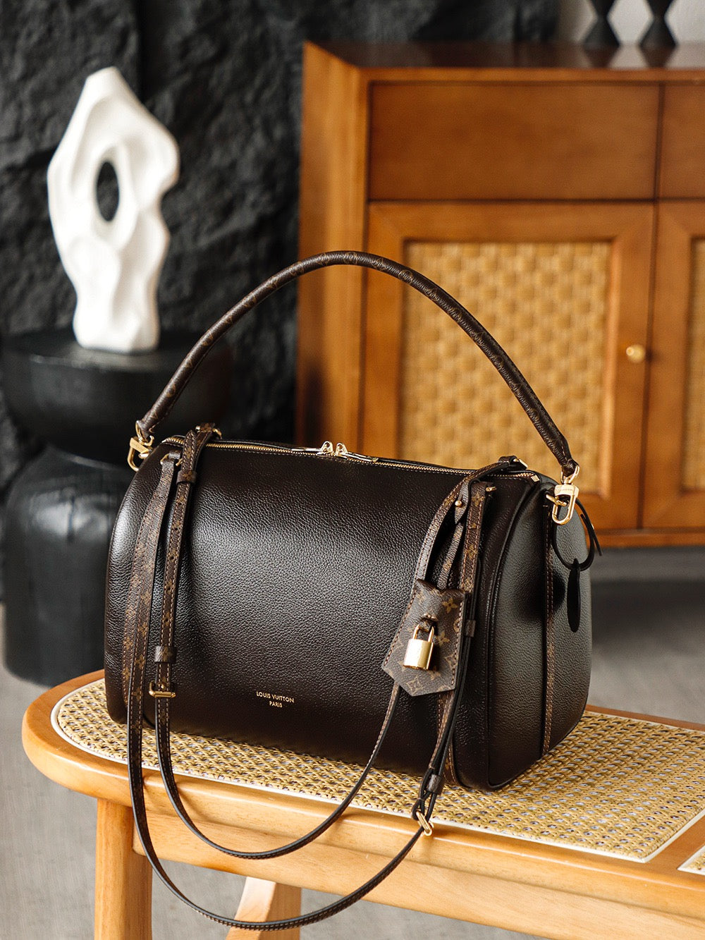 루이비통 익스프레스백 MM