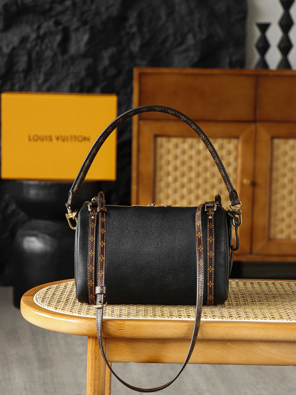 루이비통 익스프레스백 PM