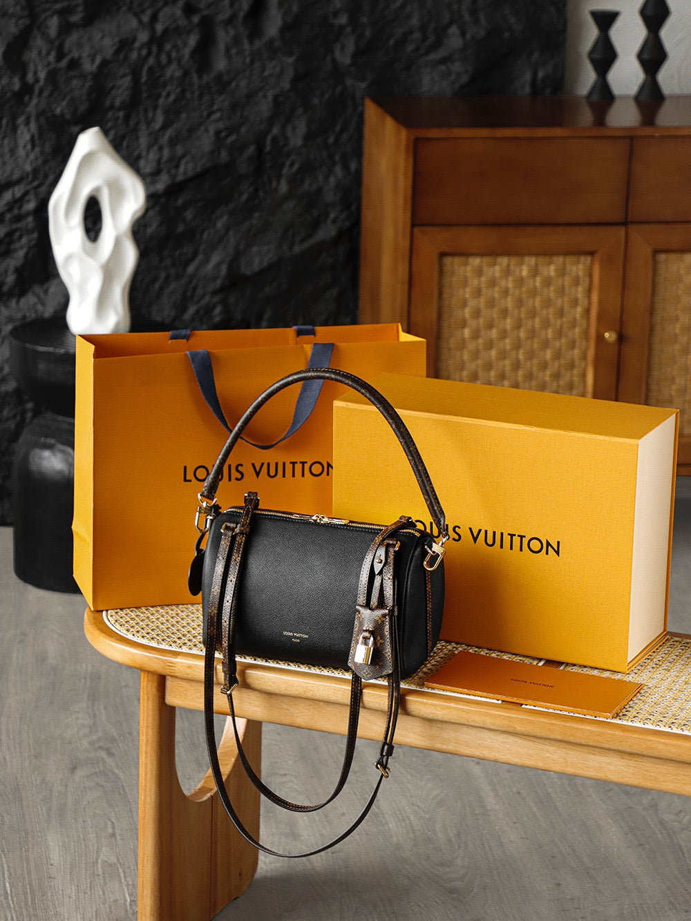 루이비통 익스프레스백 PM