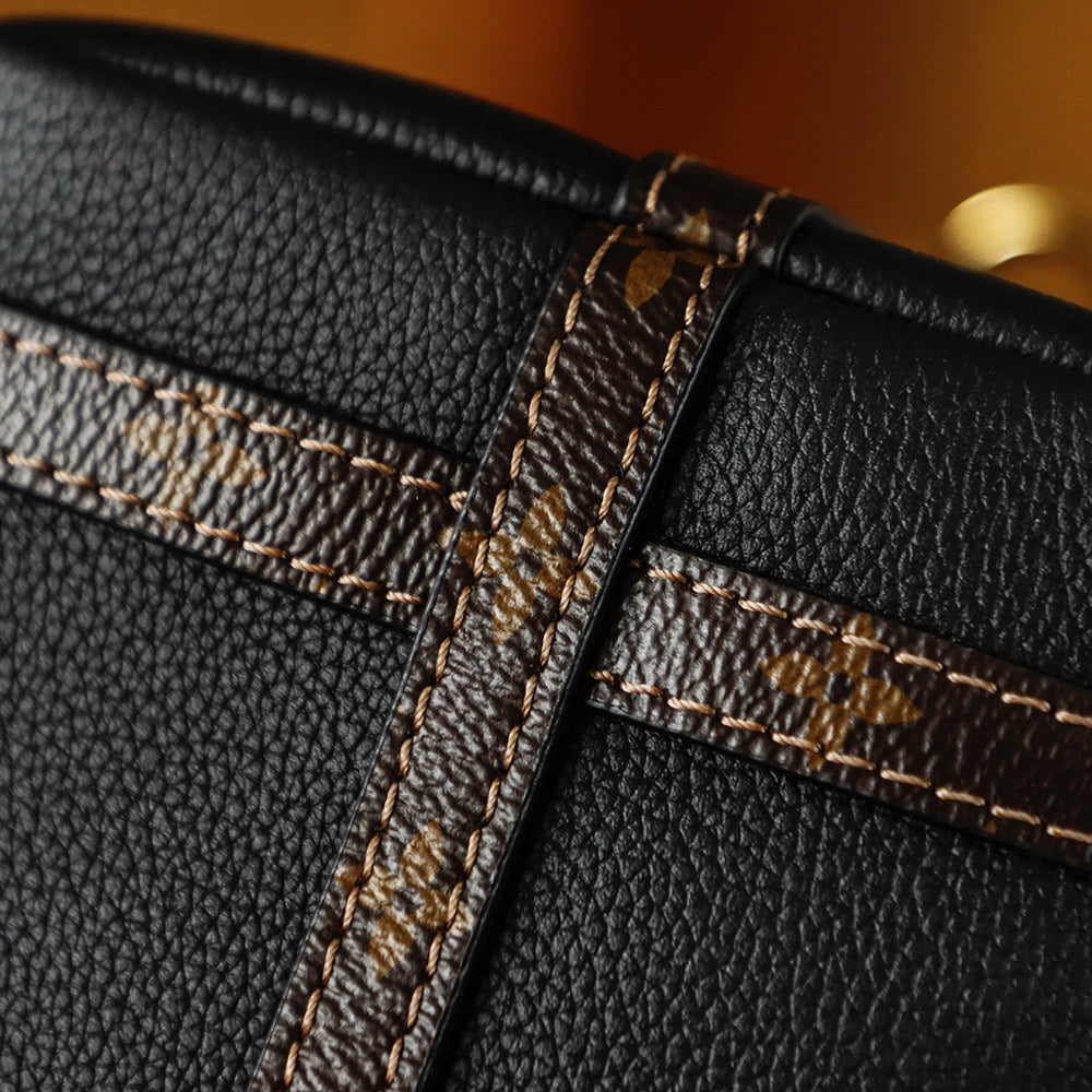 루이비통 익스프레스백 PM