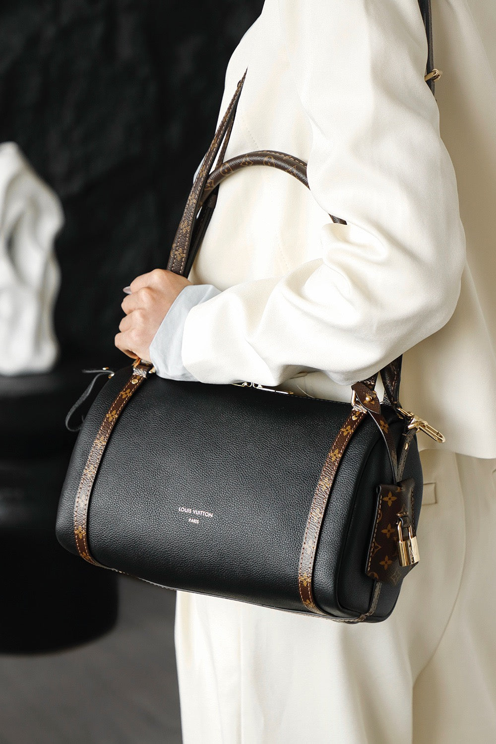 루이비통 익스프레스백 PM