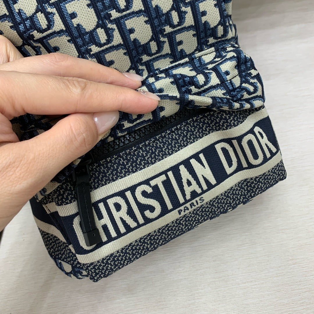 디올 트래블 백팩 블루 디올 오블리크 자카드