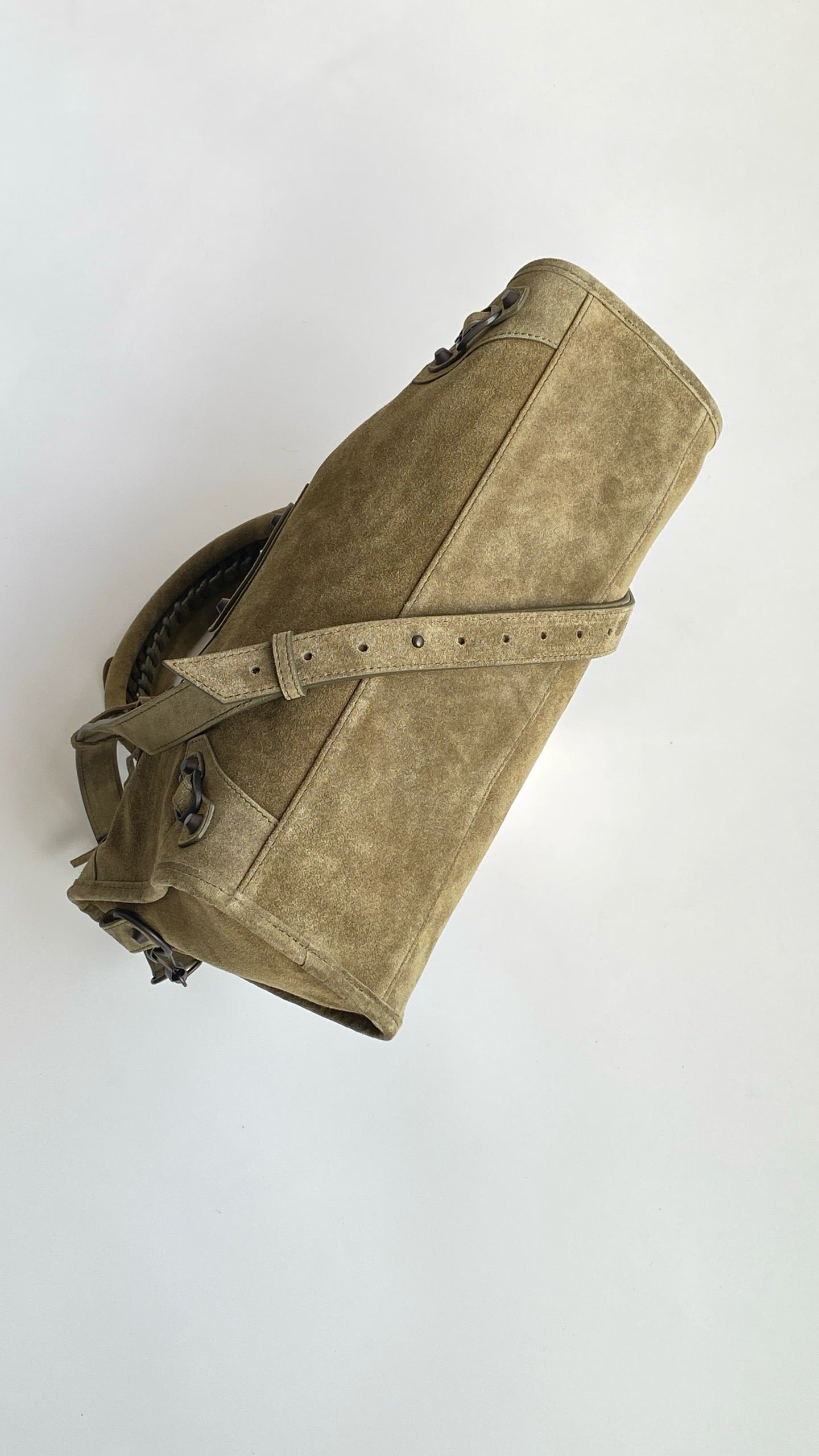 발렌시아가 여성 르 시티 백 미디움 스웨이드 카프스킨