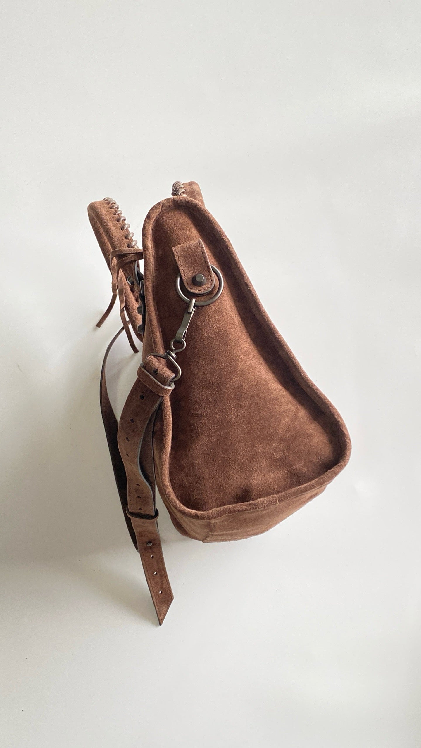 발렌시아가 여성 르 시티 백 미디움 스웨이드 카프스킨