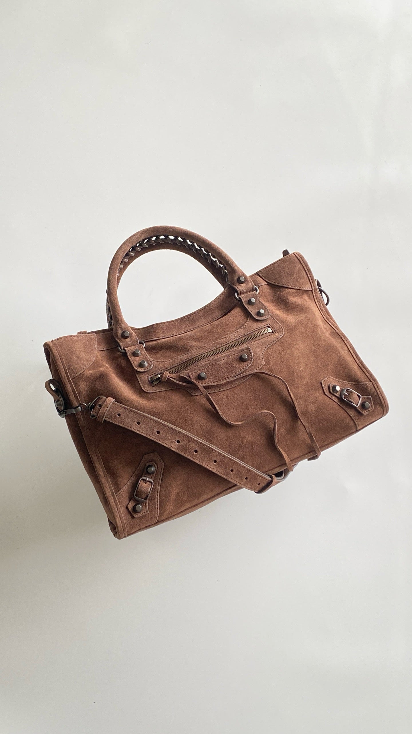 발렌시아가 여성 르 시티 백 미디움 스웨이드 카프스킨