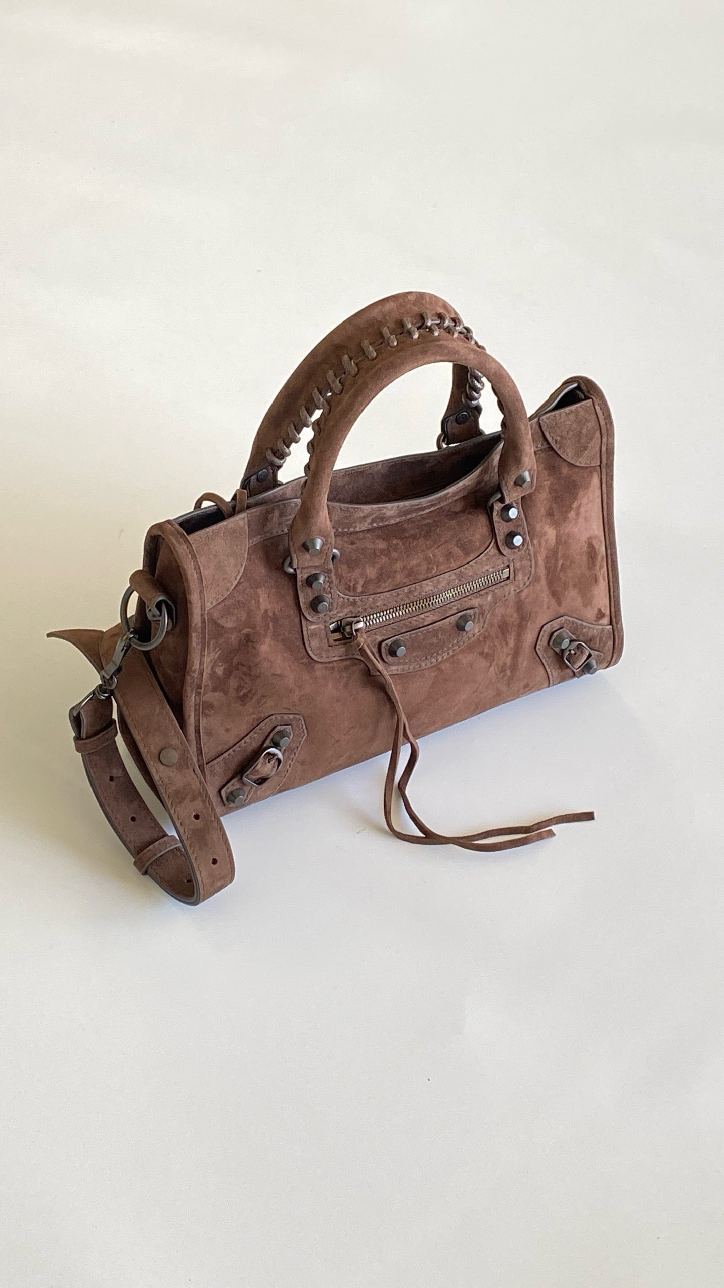 발렌시아가 여성 르 시티 백 스몰 스웨이드 카프스킨