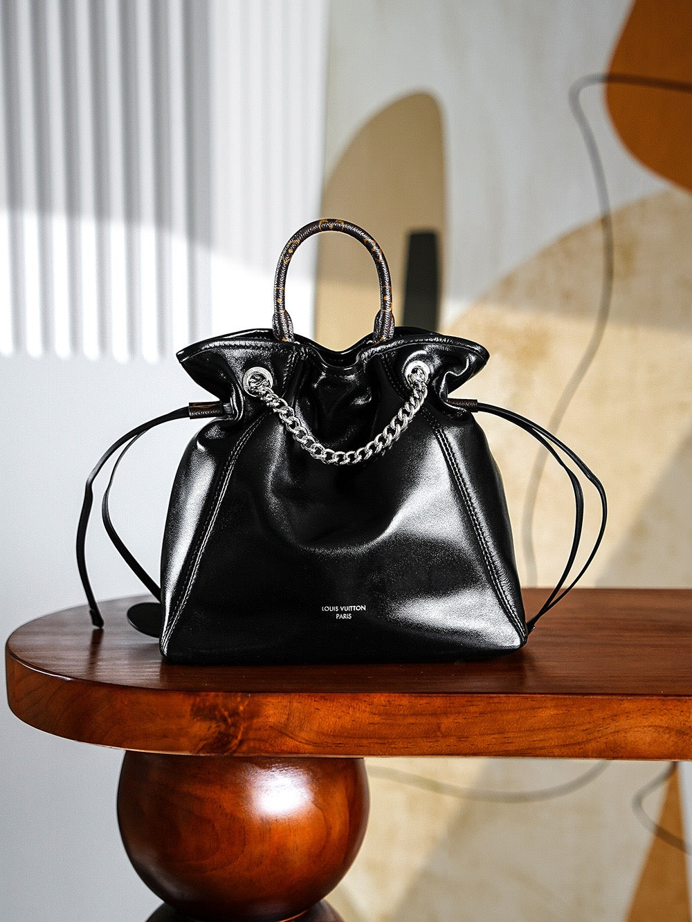 루이비통 오프 듀티 (Off Duty) 백팩 바이브