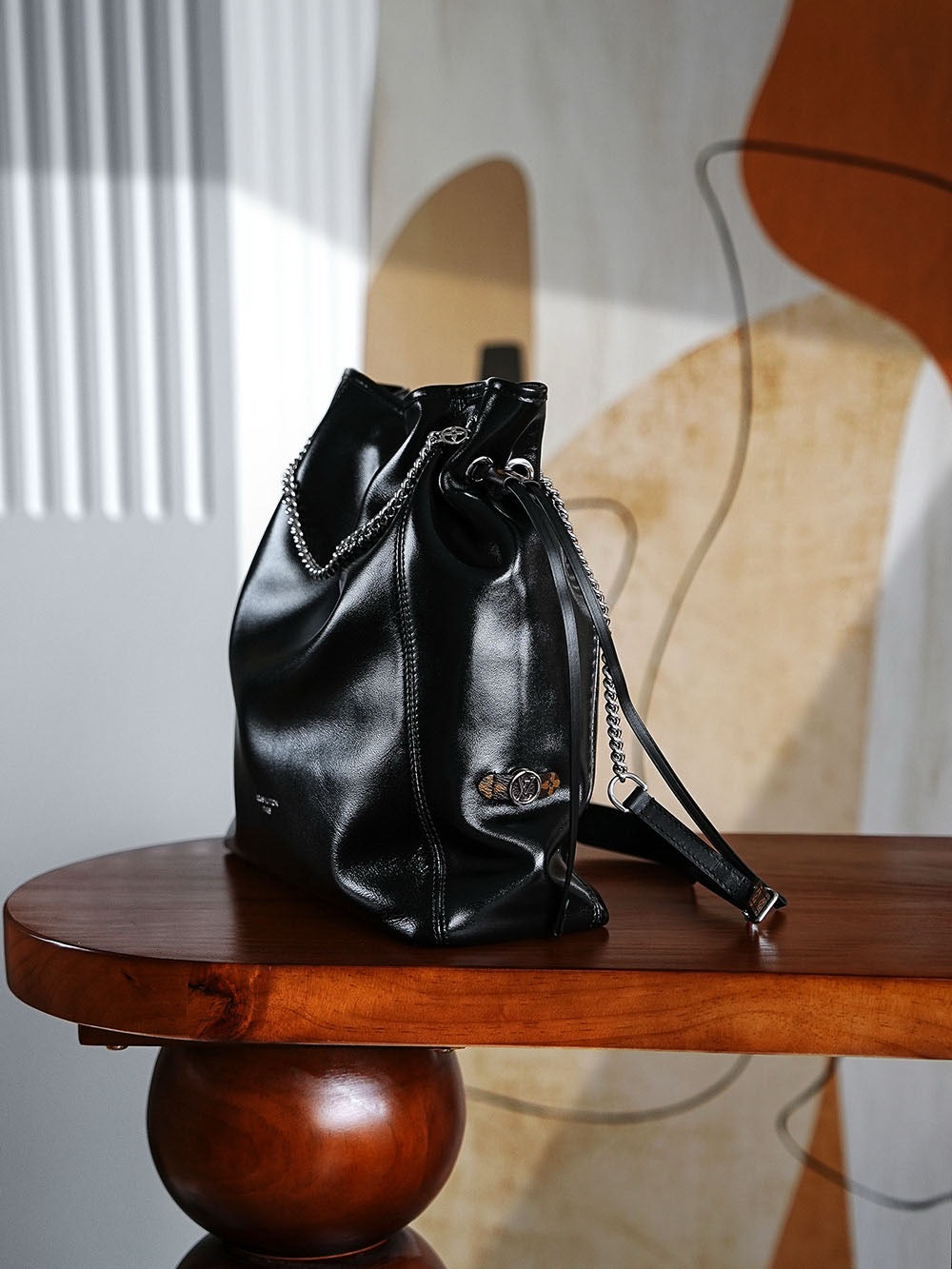 루이비통 오프 듀티 (Off Duty) 백팩 바이브 MM