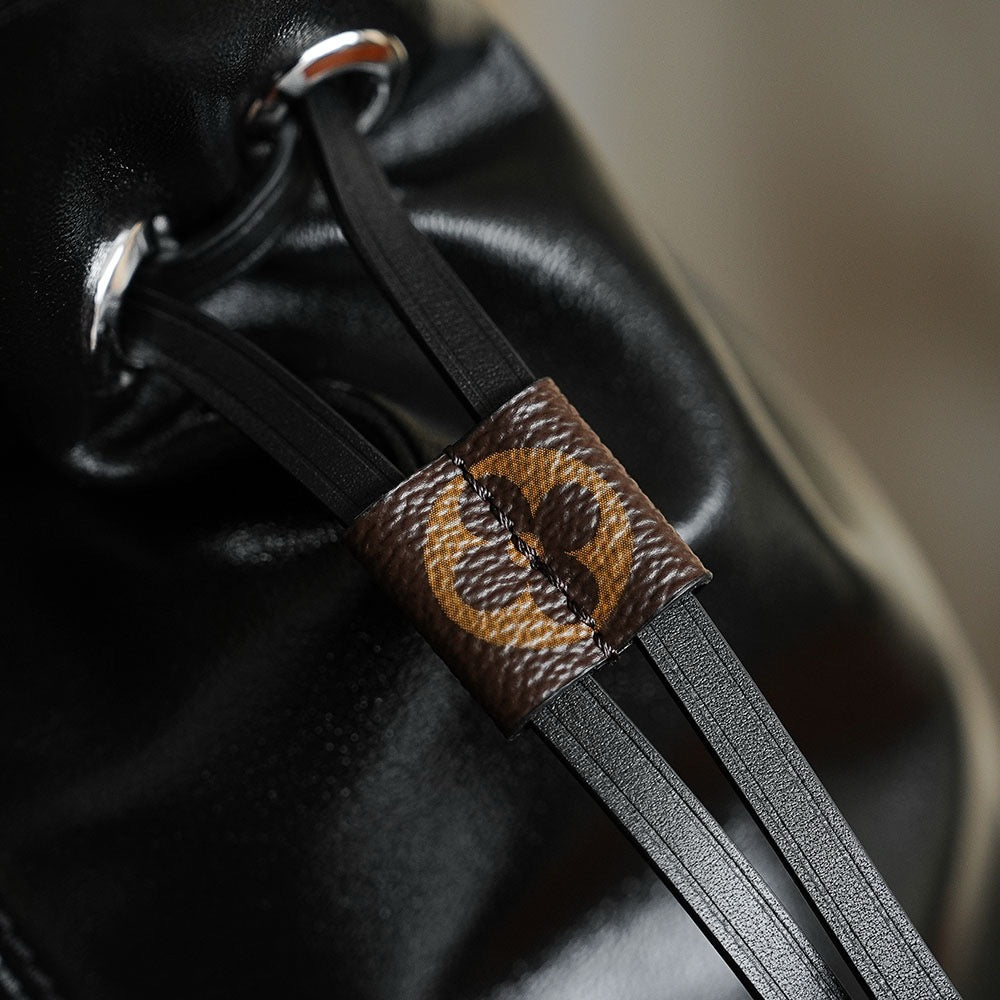 루이비통 오프 듀티 (Off Duty) 백팩 바이브 MM