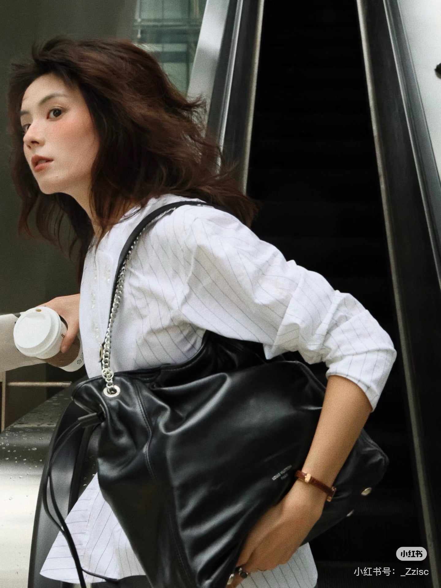 루이비통 오프 듀티 (Off Duty) 백팩 바이브 MM