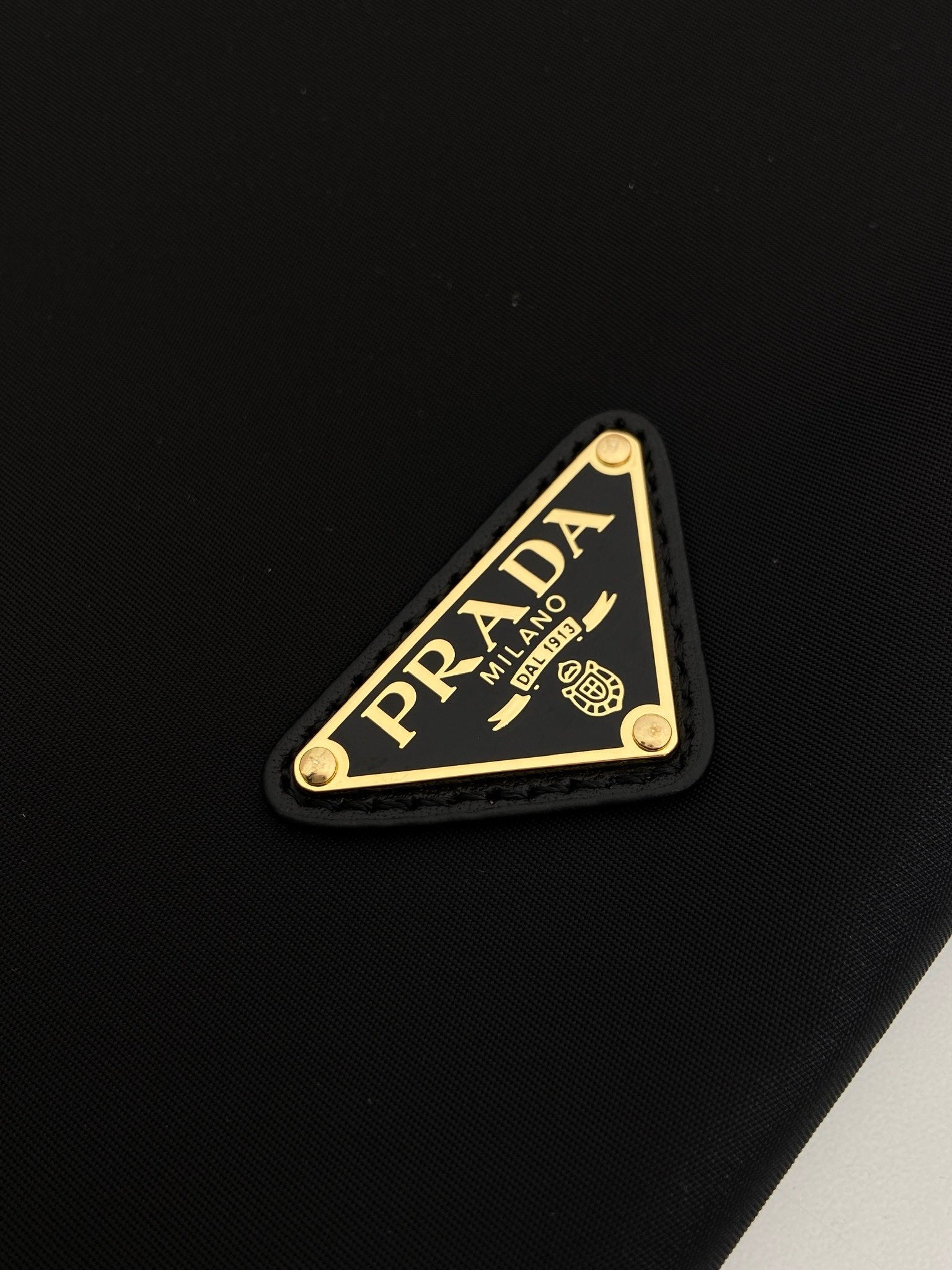 프라다 리나일론 파우치