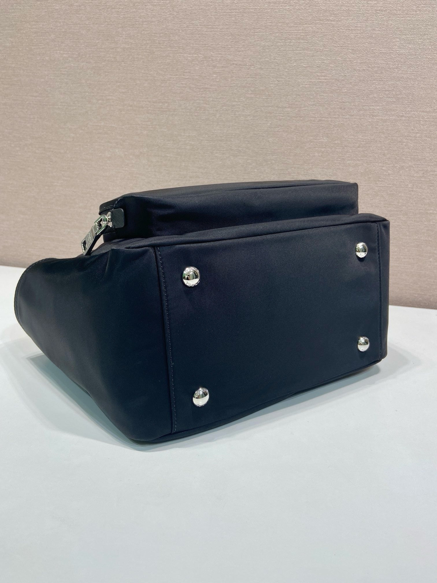 프라다 리나일론 토트백