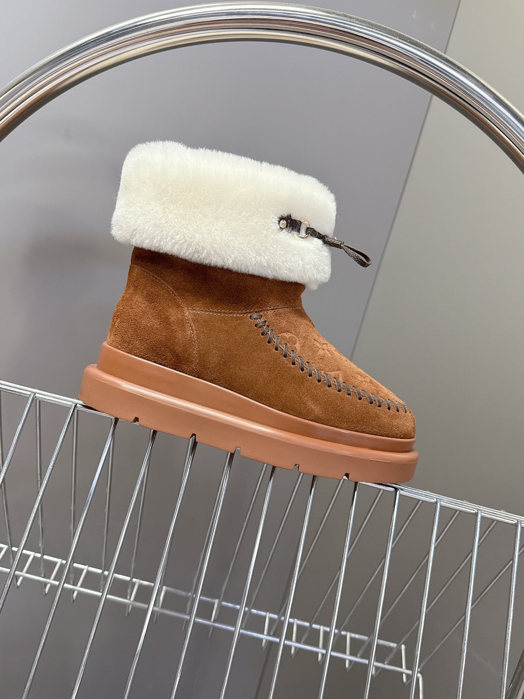 루이비통 코르티나 앵클 부츠