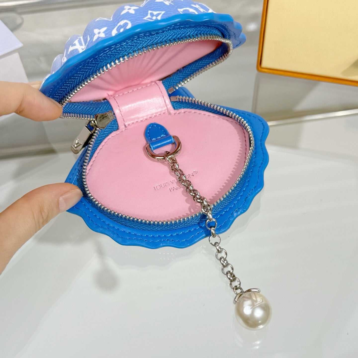 루이비통 셸 백참