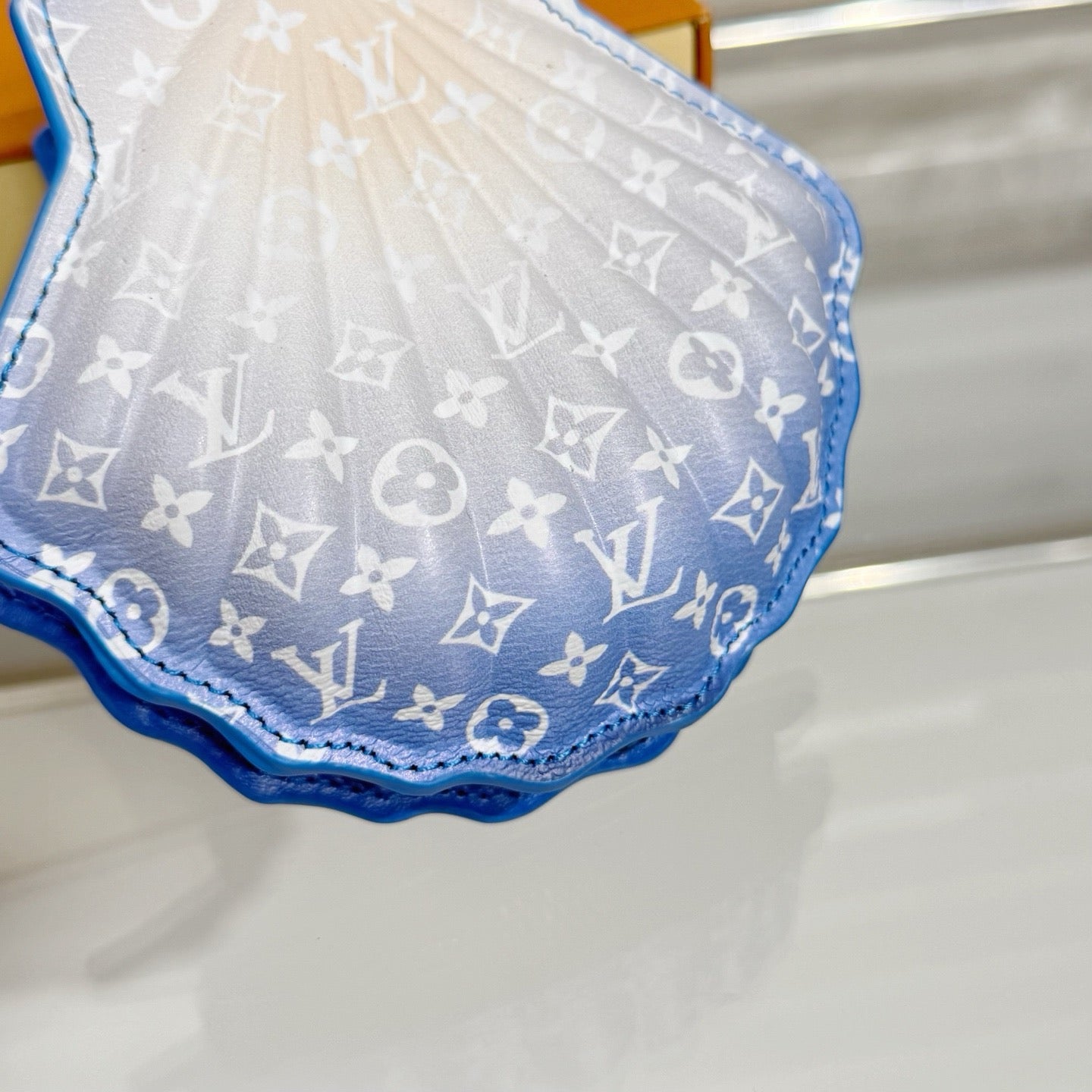 루이비통 셸 백참