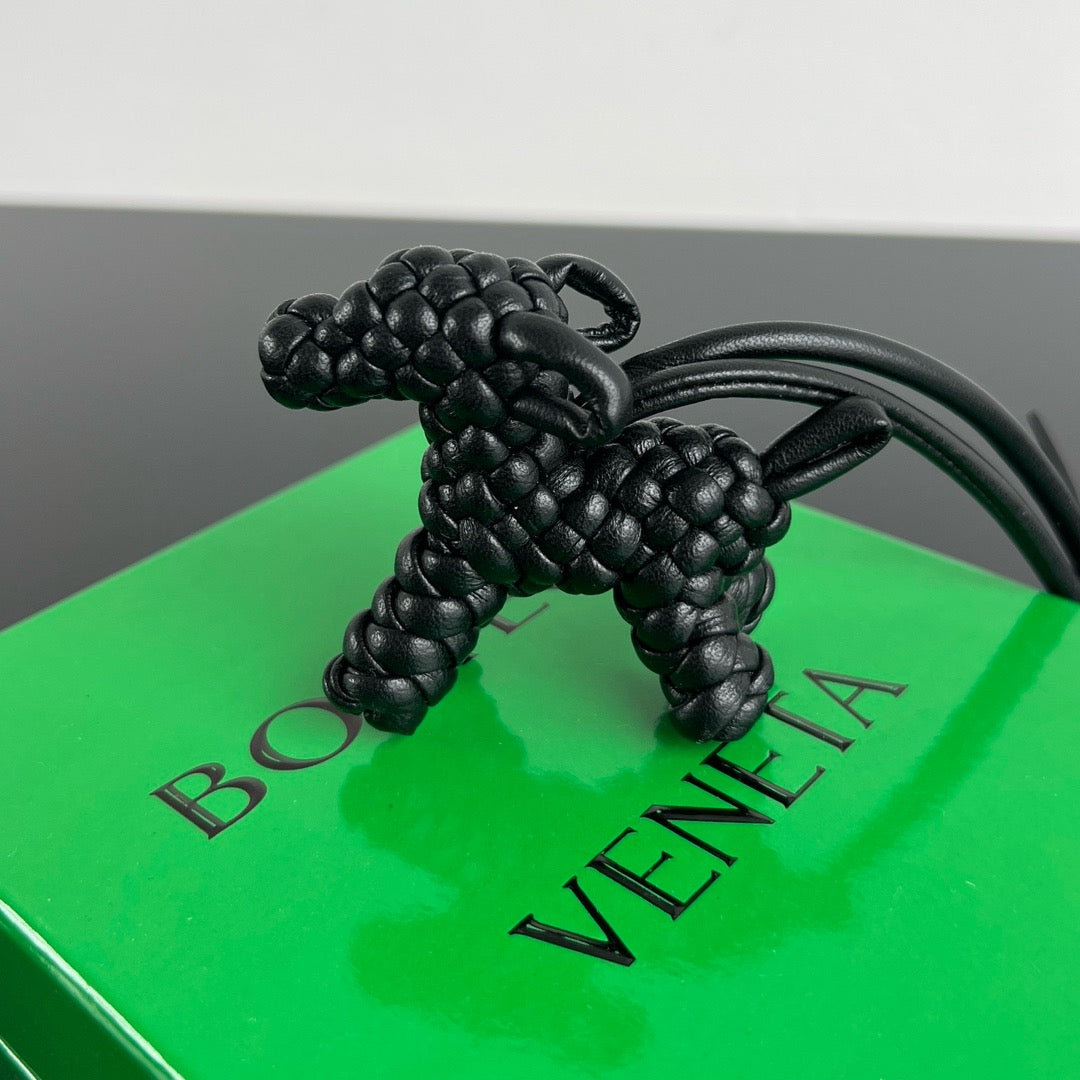 보테가 베네타 도그 백참