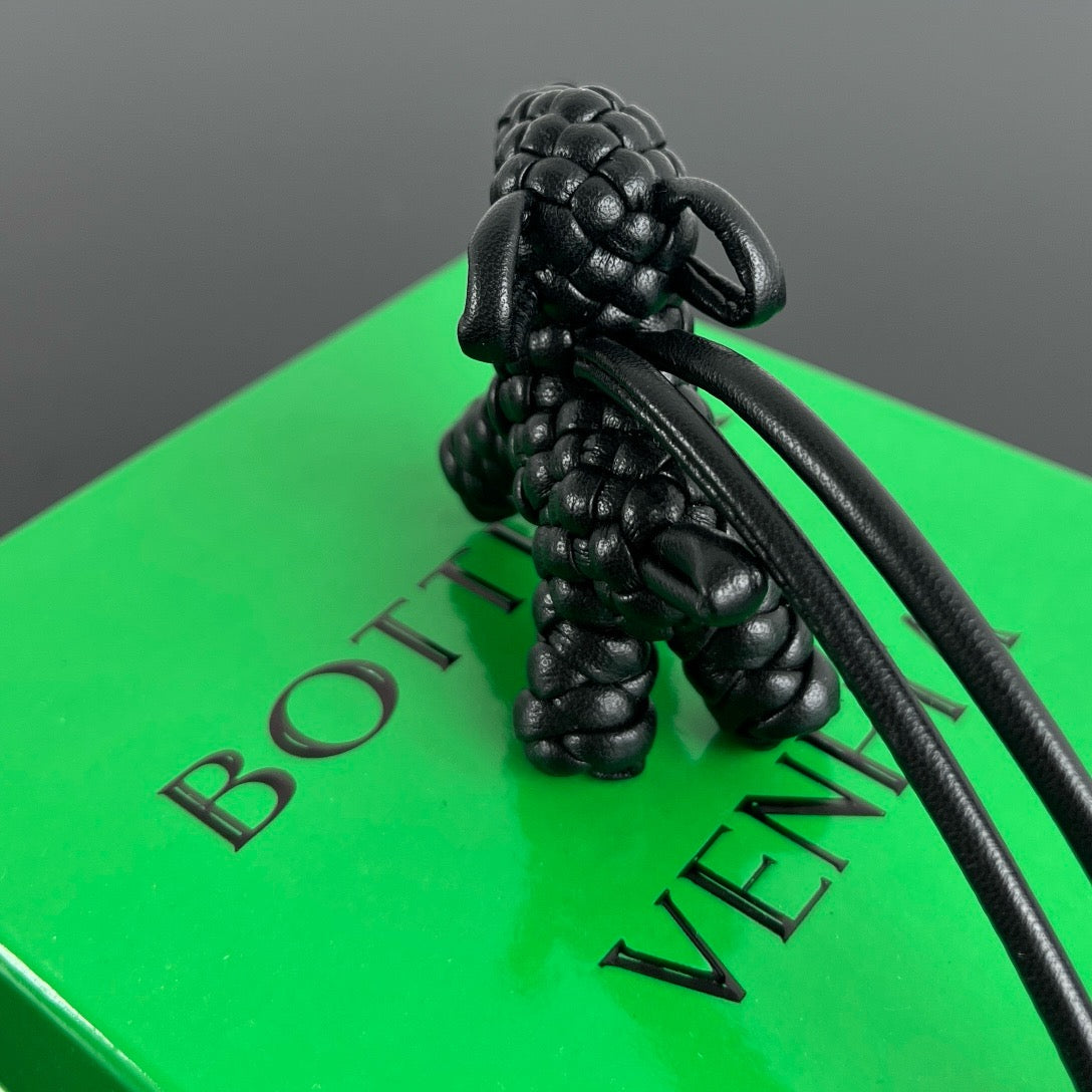 보테가 베네타 도그 백참