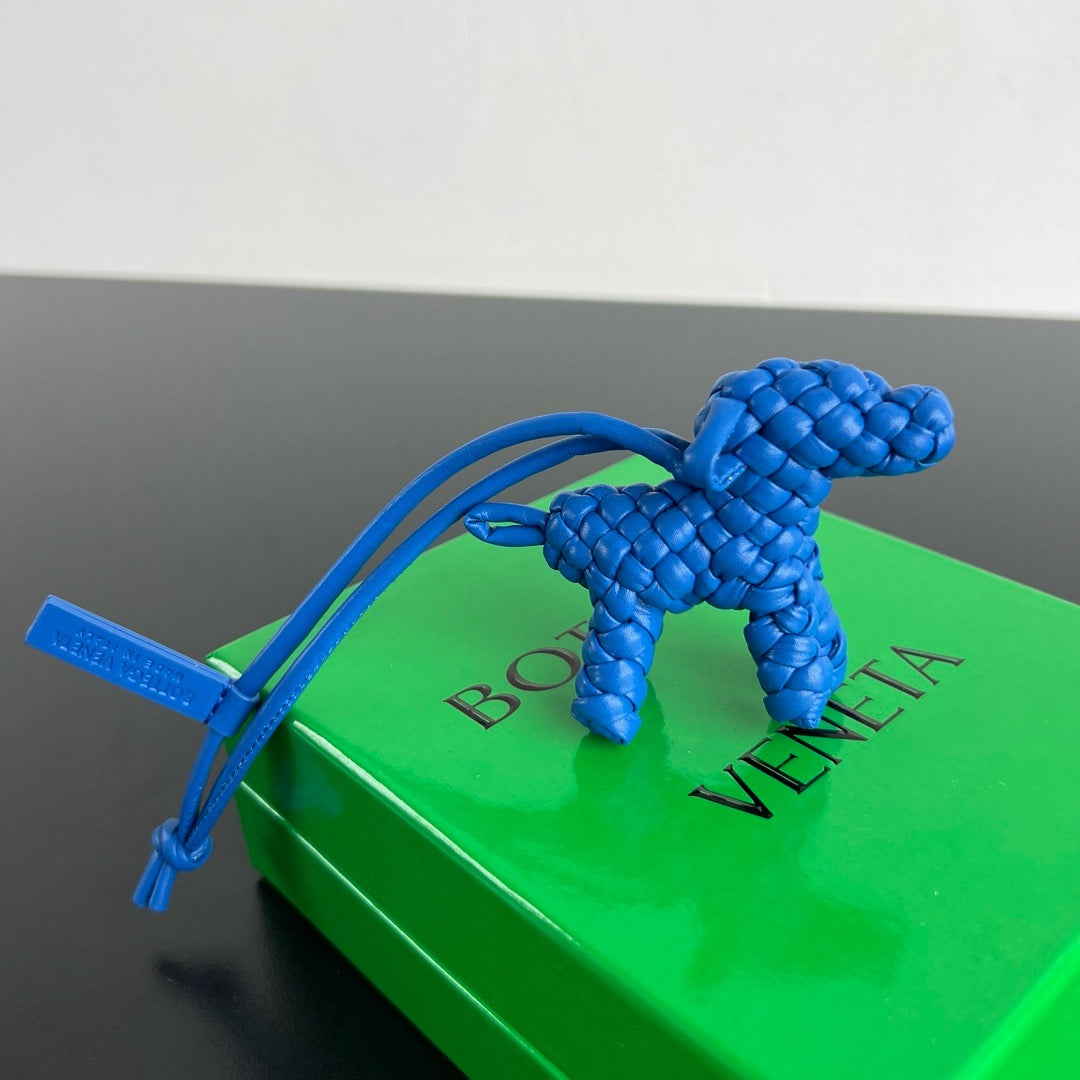 보테가 베네타 도그 백참