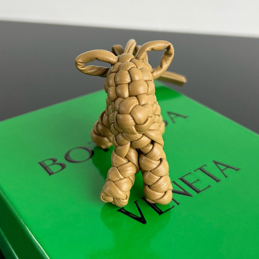 보테가 베네타 도그 백참