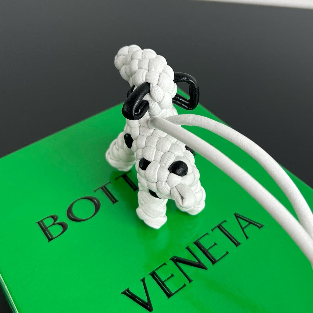 보테가 베네타 도그 백참