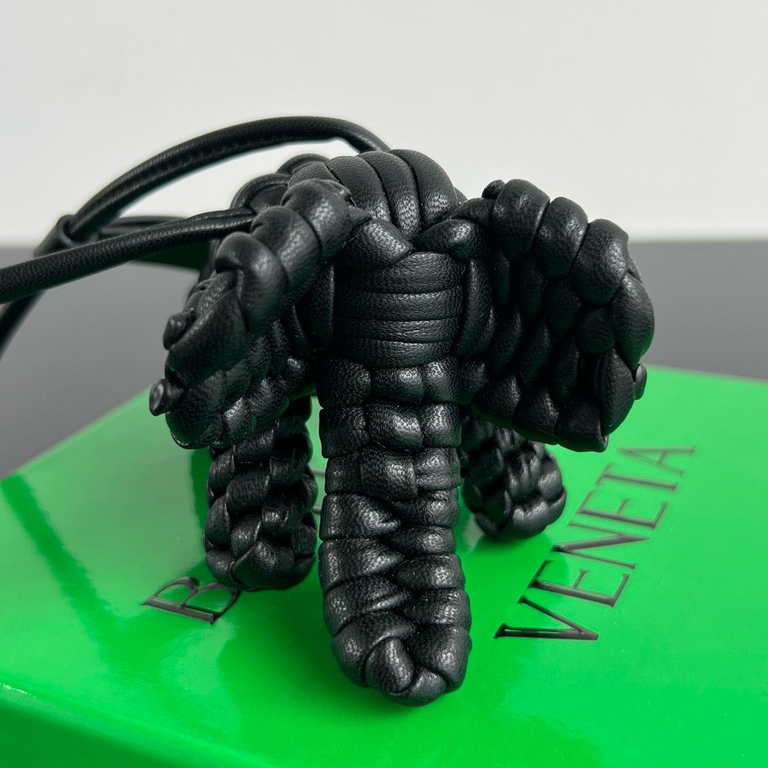 보테가 베네타 엘리펀트 백참