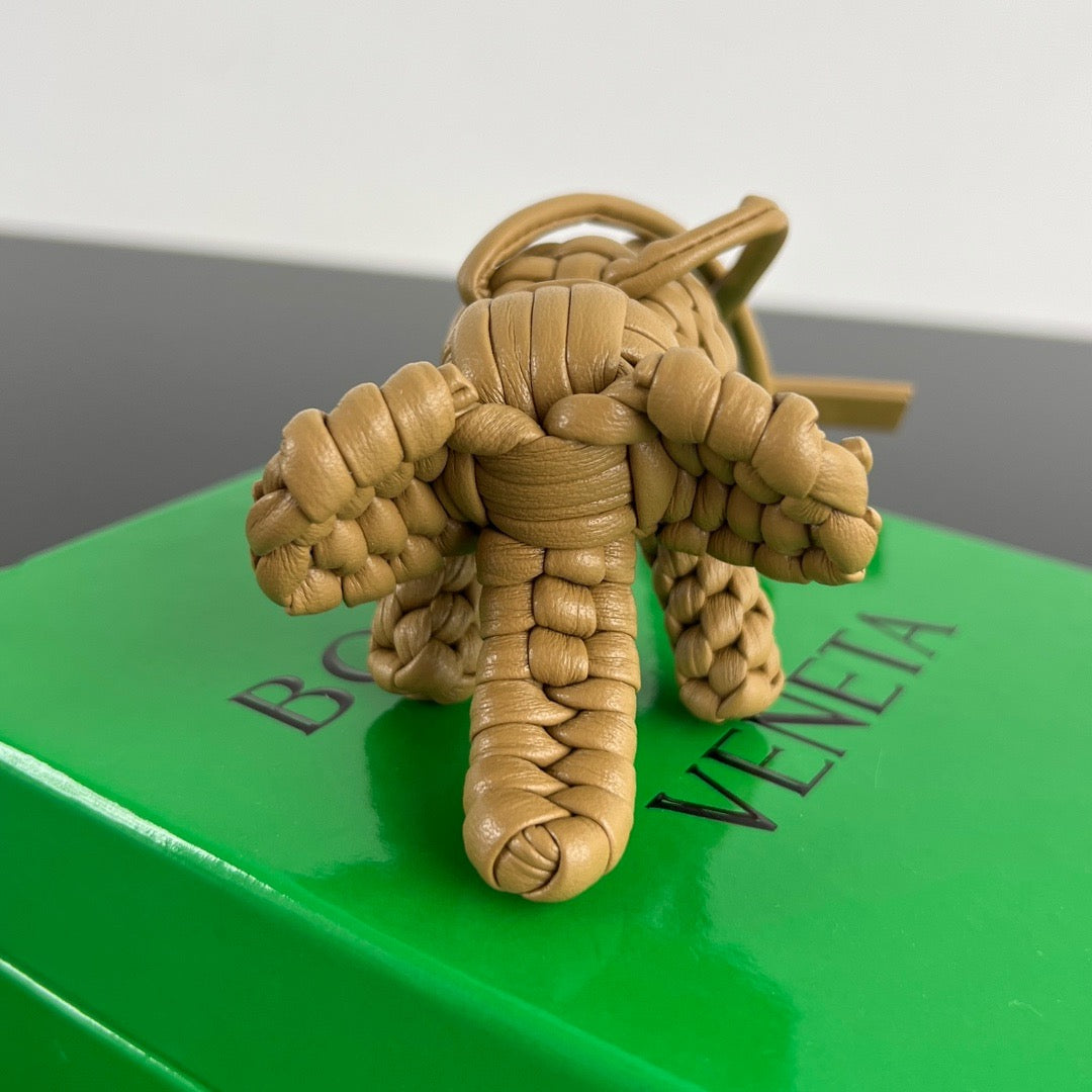 보테가 베네타 엘리펀트 백참