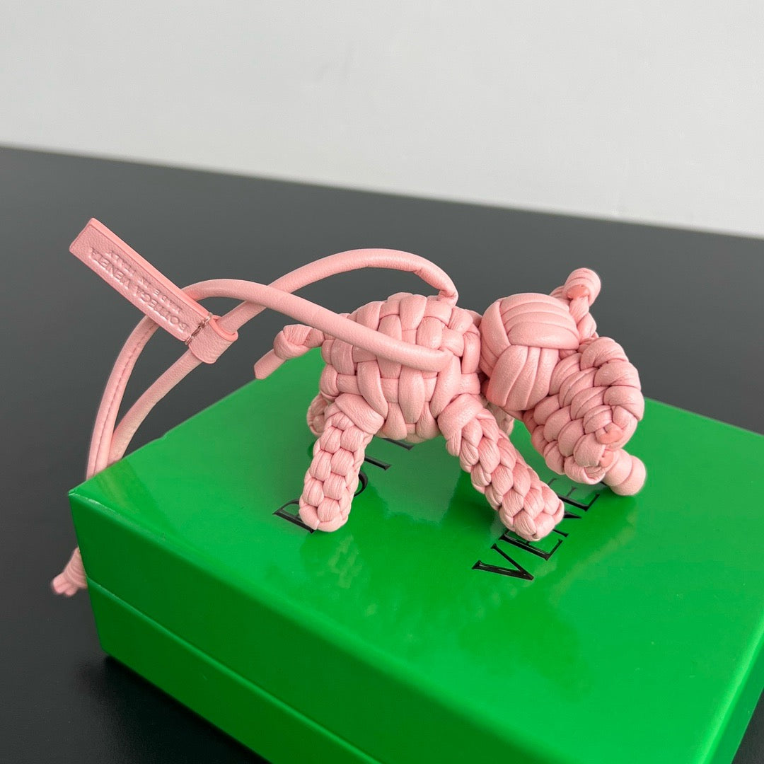 보테가 베네타 엘리펀트 백참