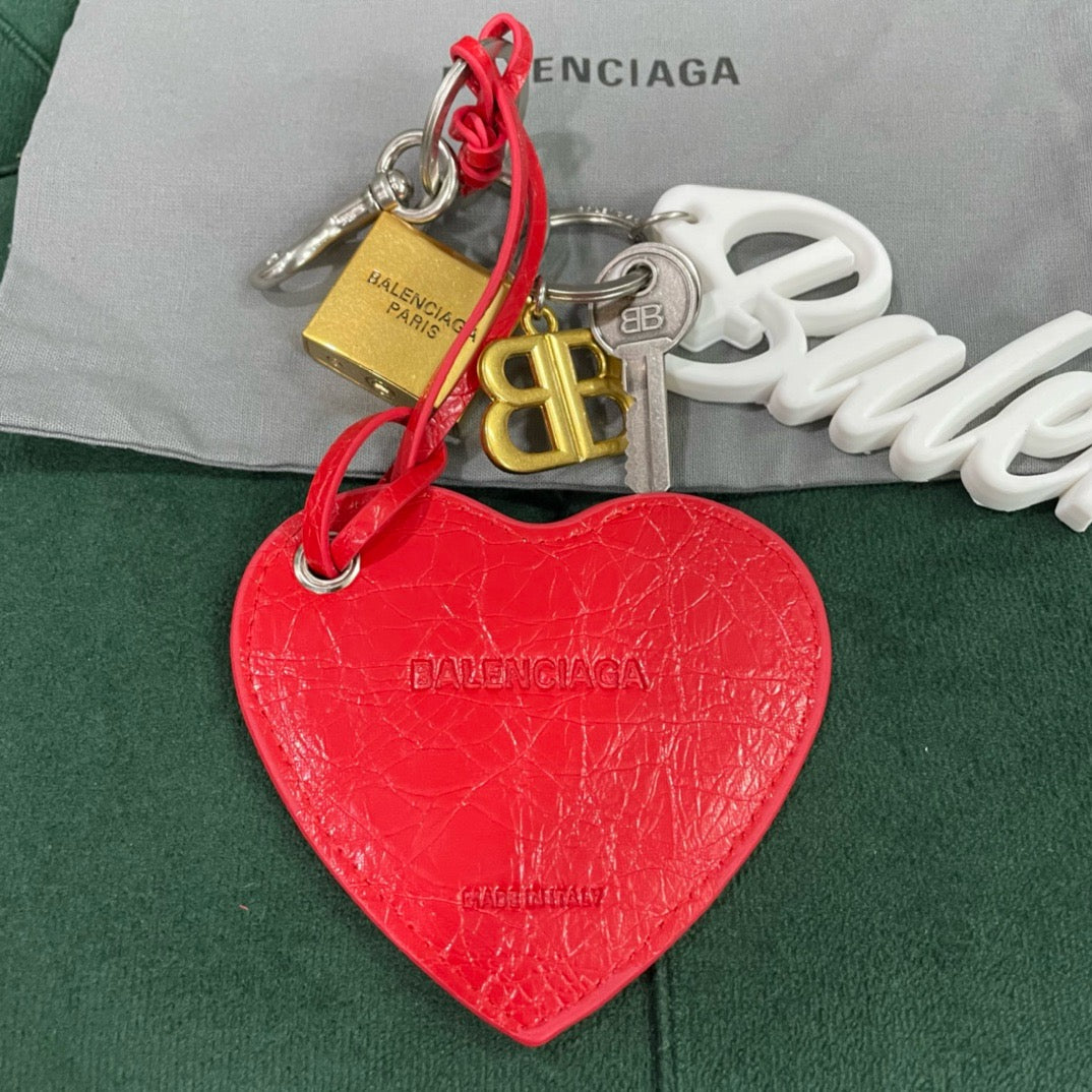 발렌시아가 키링