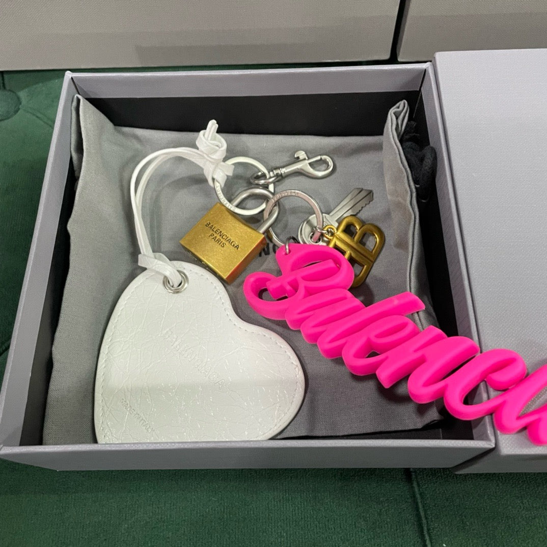 발렌시아가 키링