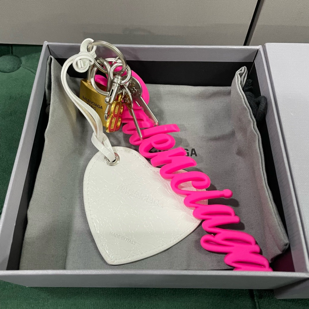 발렌시아가 키링