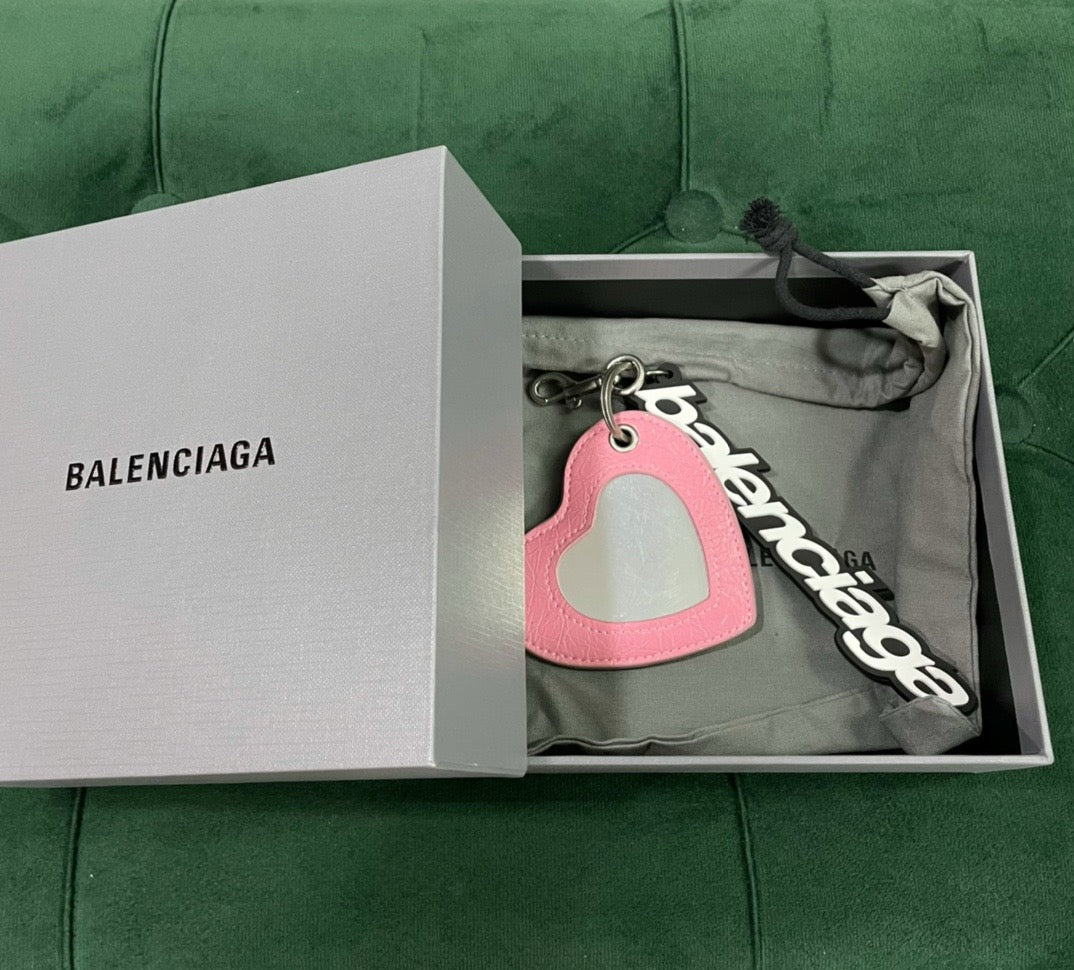 발렌시아가 키링