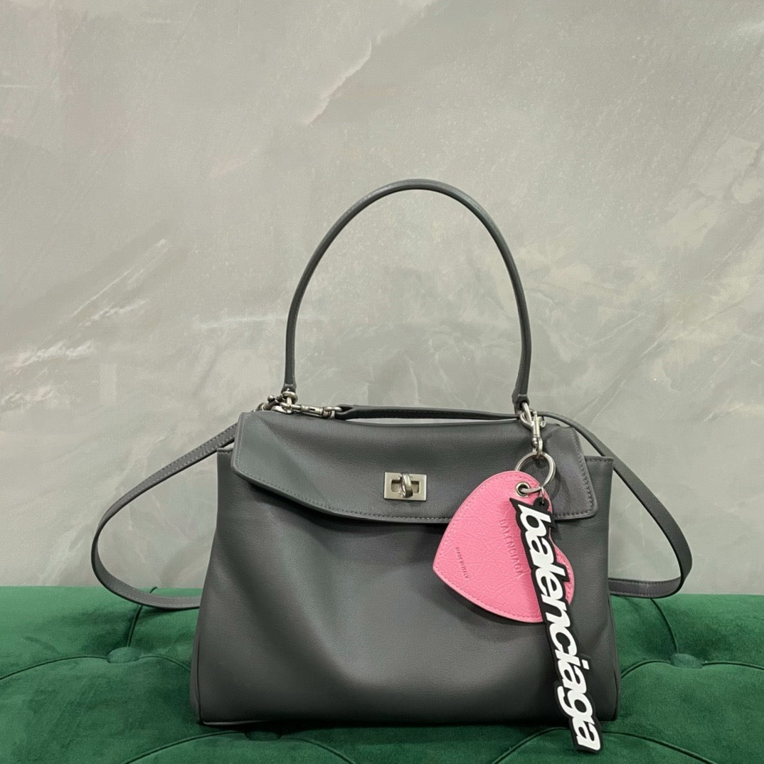 발렌시아가 키링