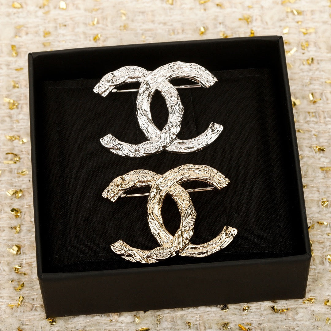 샤넬 브로치