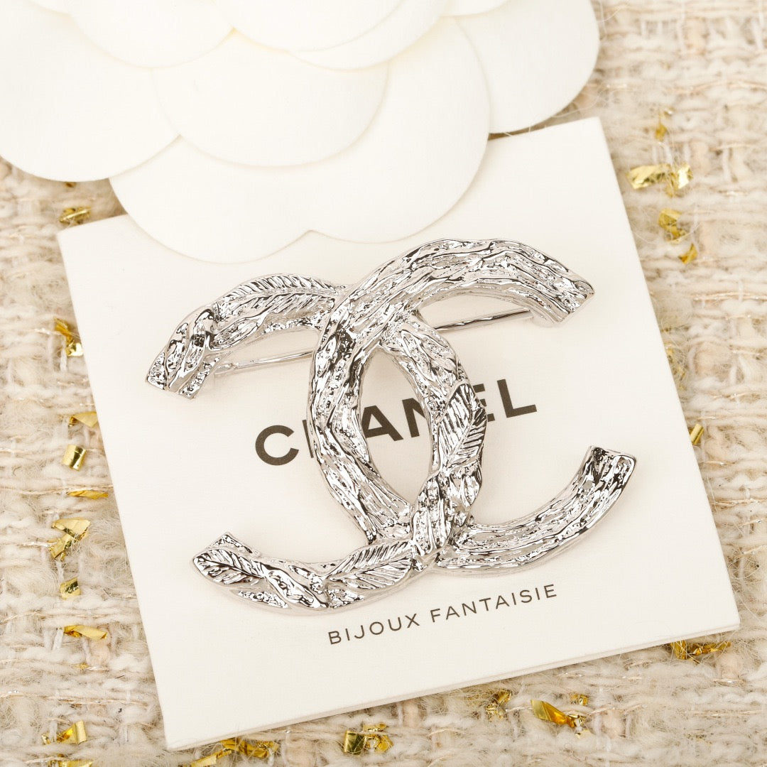 샤넬 브로치