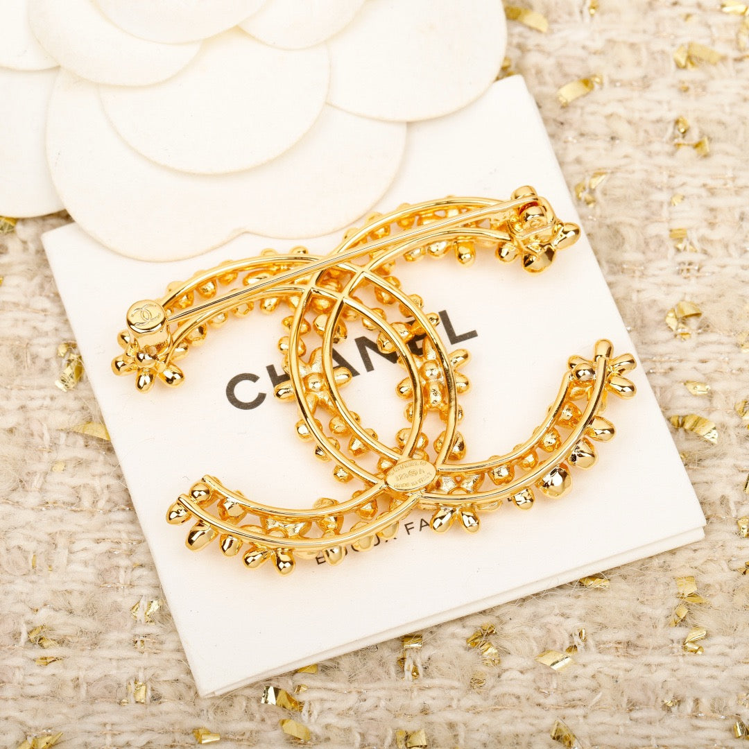 샤넬 브로치