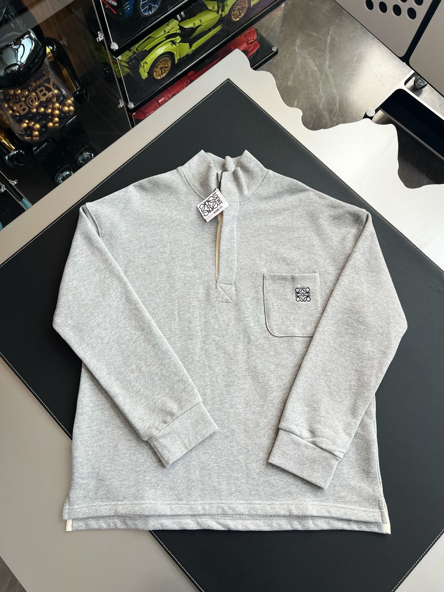 로에베 하이넥 스웻셔츠