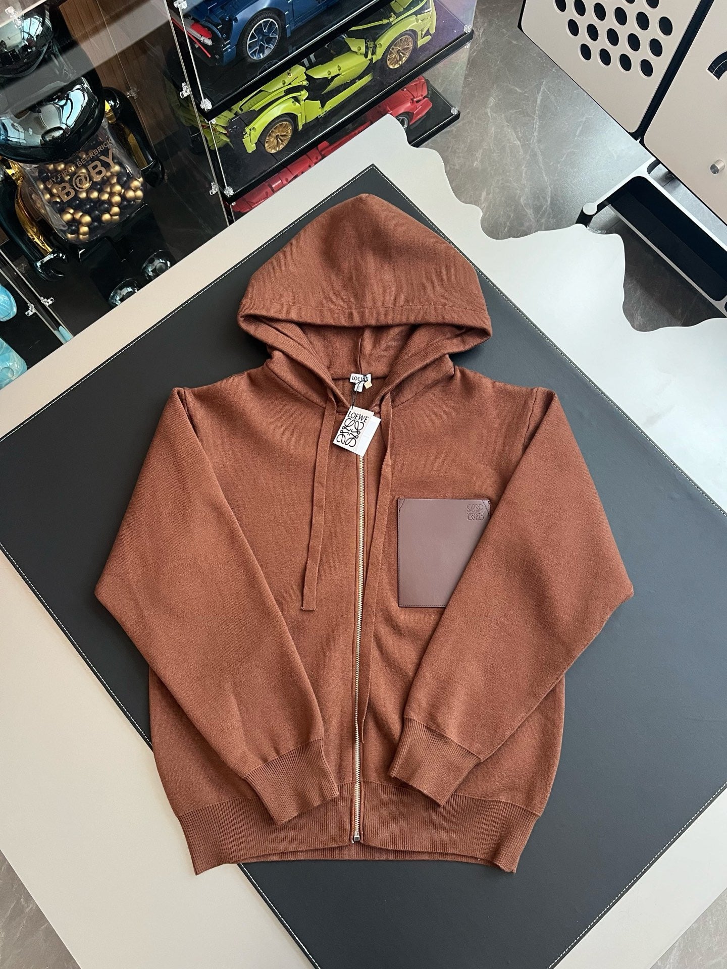 로에베 울 집업 후디