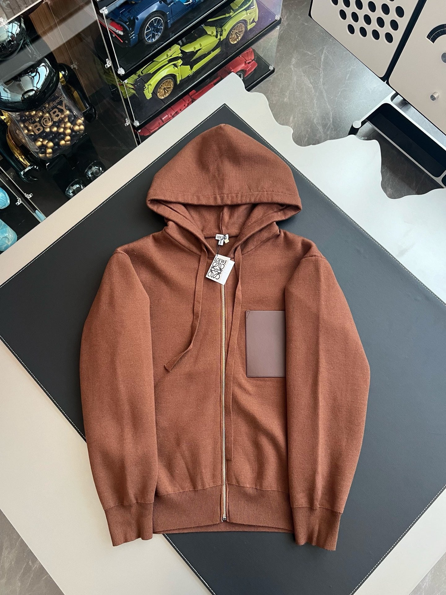 로에베 울 집업 후디