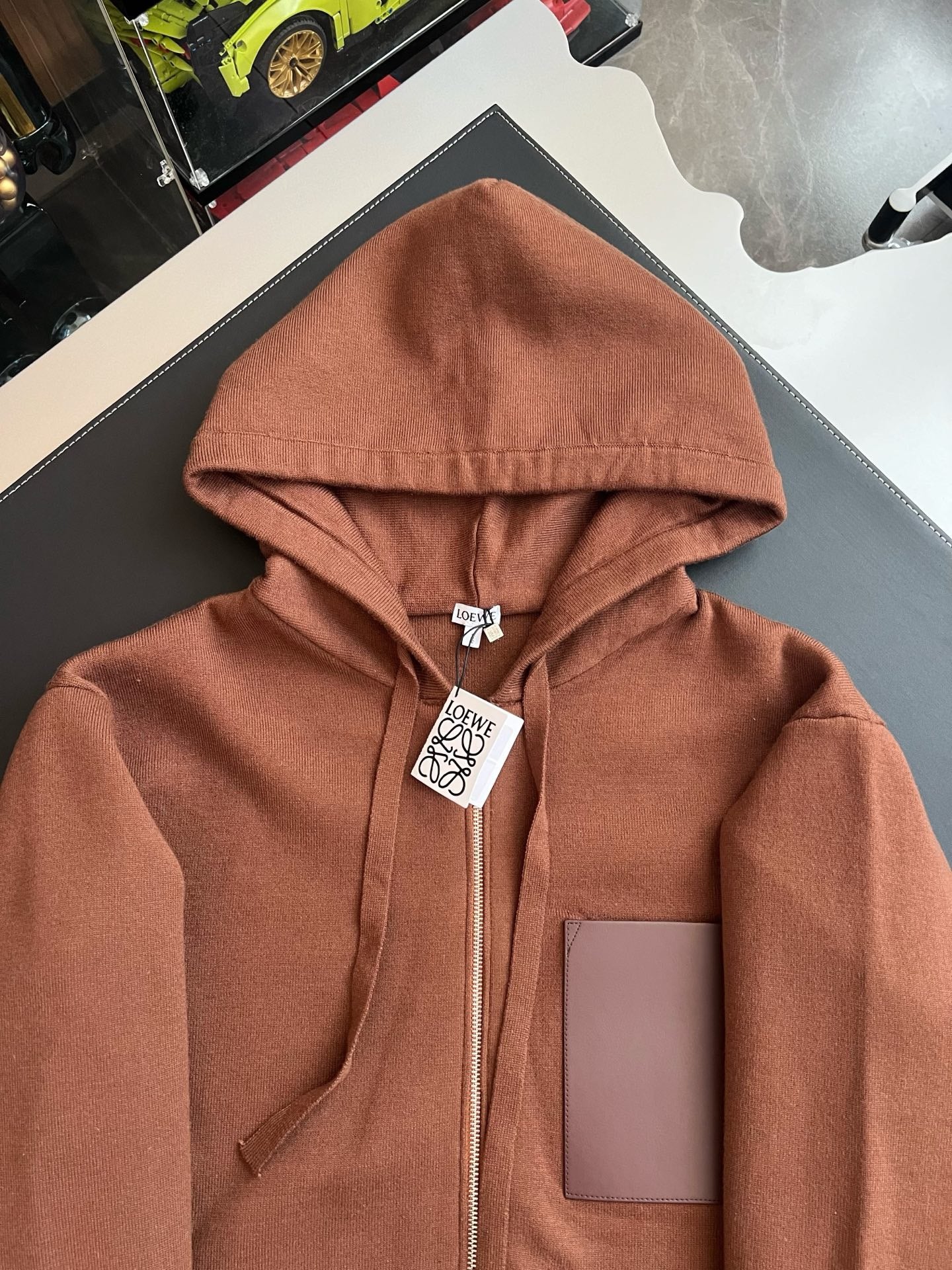 로에베 울 집업 후디