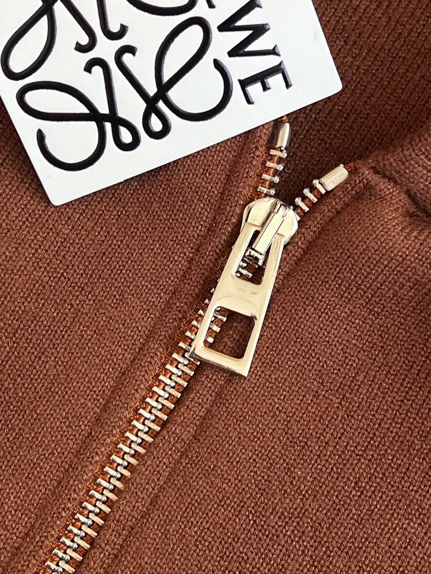 로에베 울 집업 후디