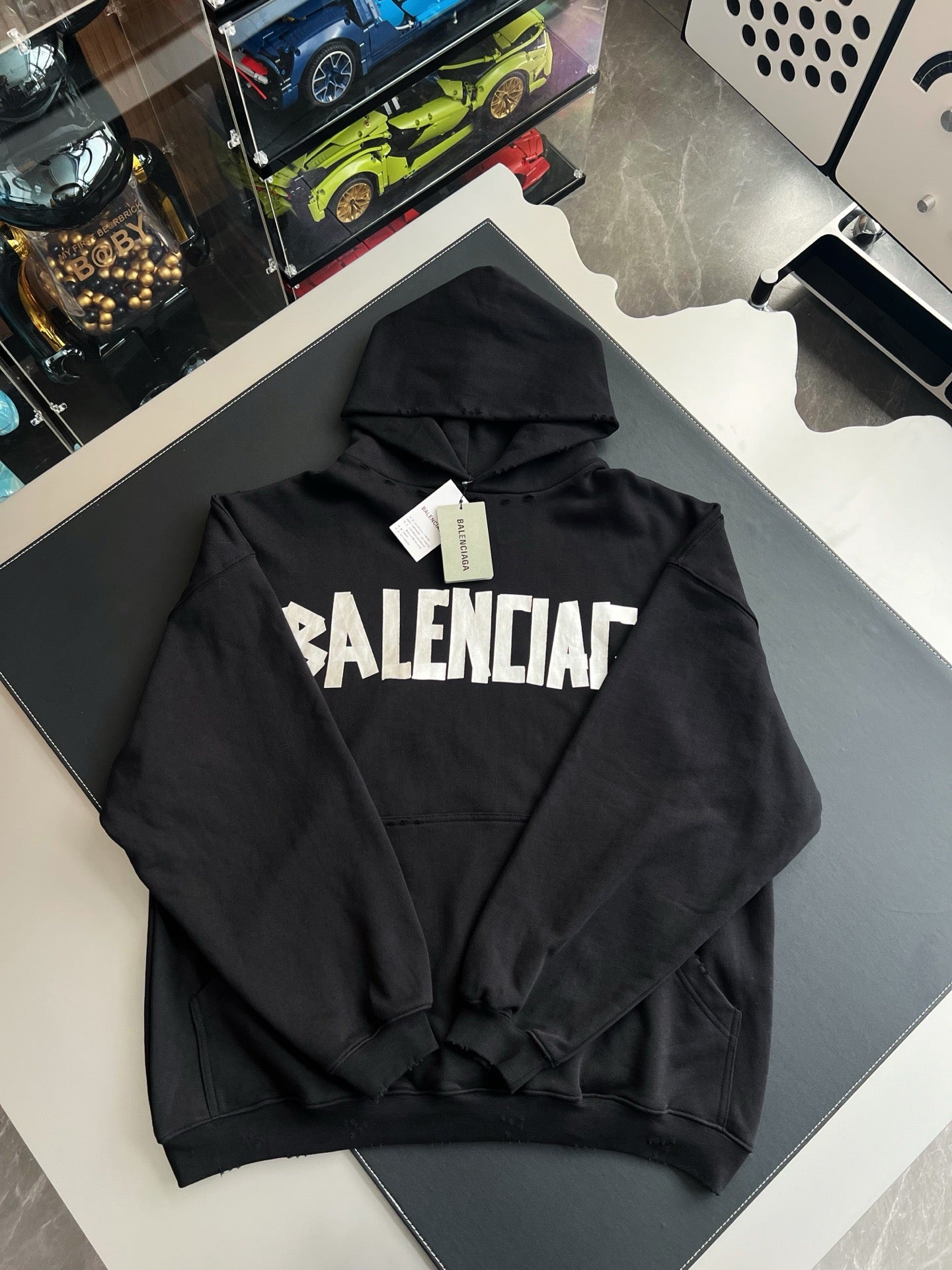 발렌시아가 뉴 테이프 타입 오버사이즈 후드