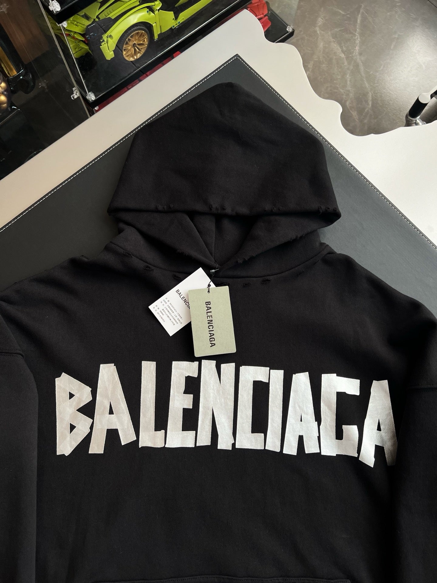 발렌시아가 뉴 테이프 타입 오버사이즈 후드