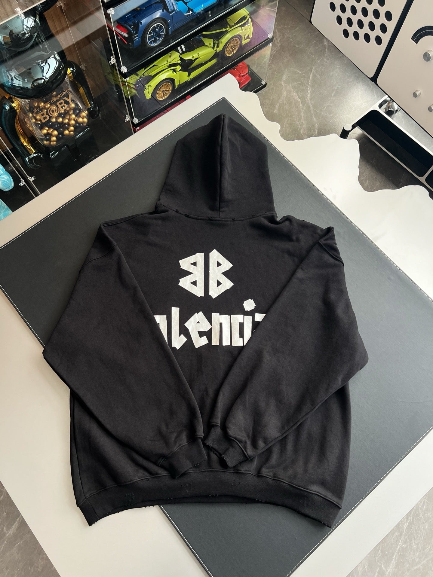 발렌시아가 뉴 테이프 타입 오버사이즈 후드